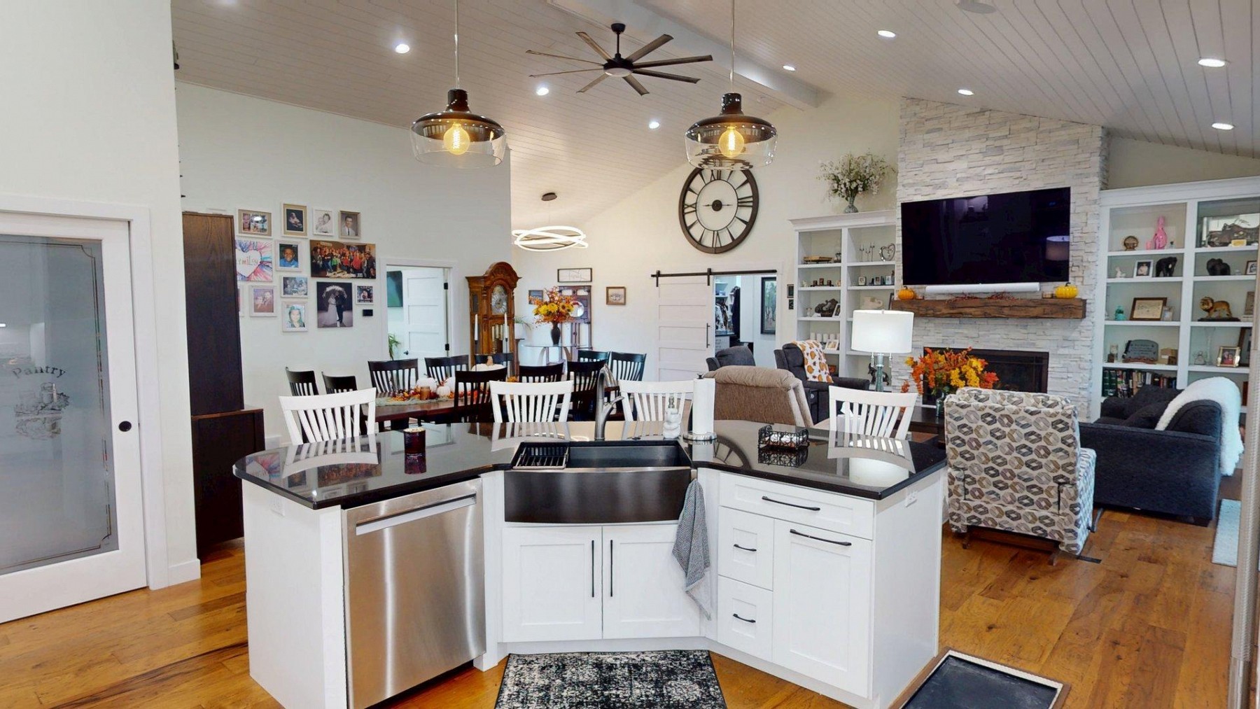 2740 Sweetgrass Drive, Brookings, SD 57006