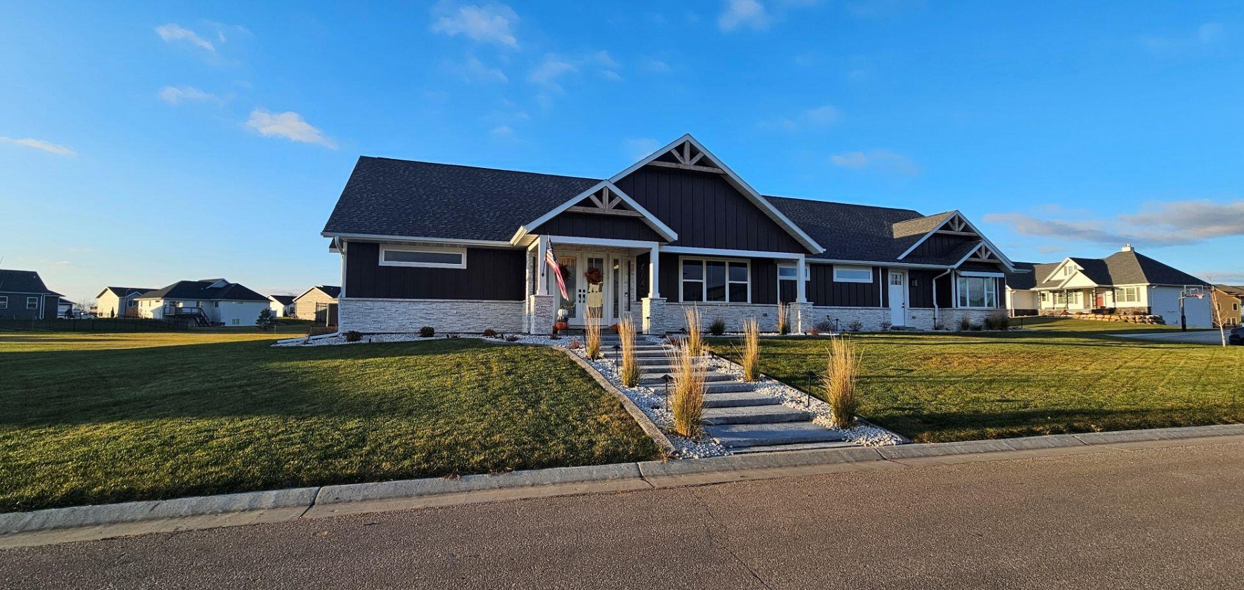 2740 Sweetgrass Drive, Brookings, SD 57006
