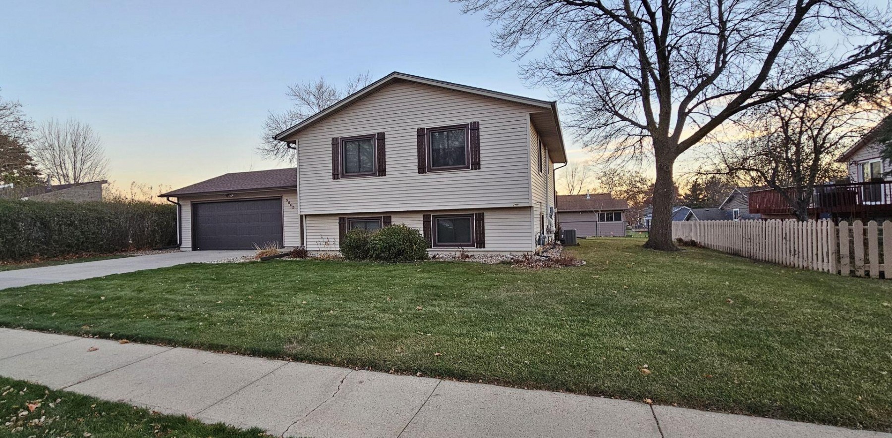 5605 Missouri Street, Sioux Falls, SD 57106