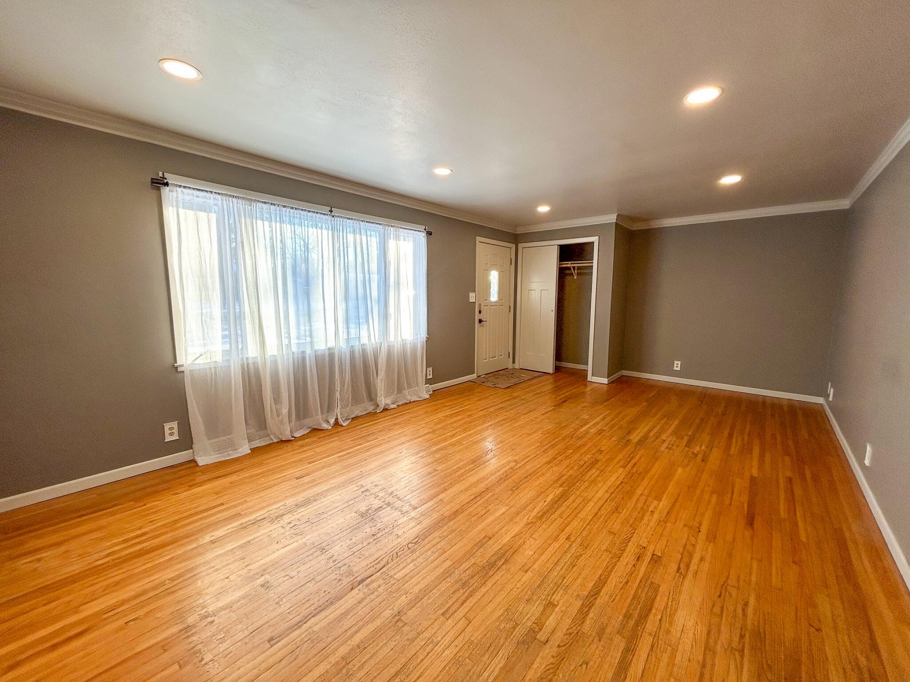 1721 3rd Street, Brookings, SD 57006