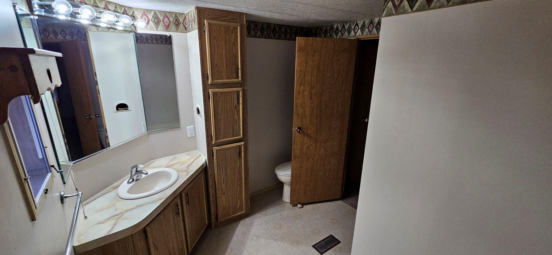 410 Medary&nbsp;Avenue&nbsp;S, Brookings, SD 57006