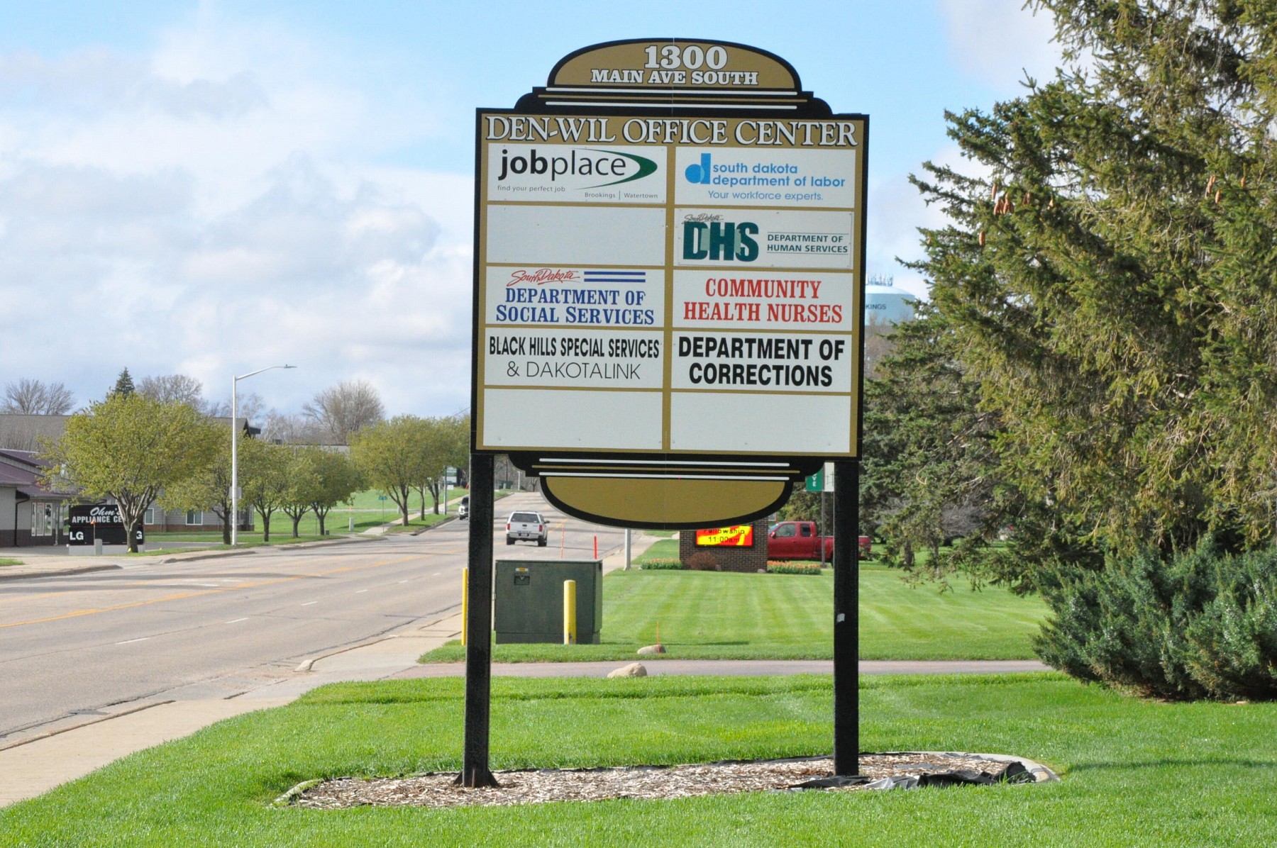 1310 Main&nbsp;Avenue&nbsp;S, Brookings, SD 57006