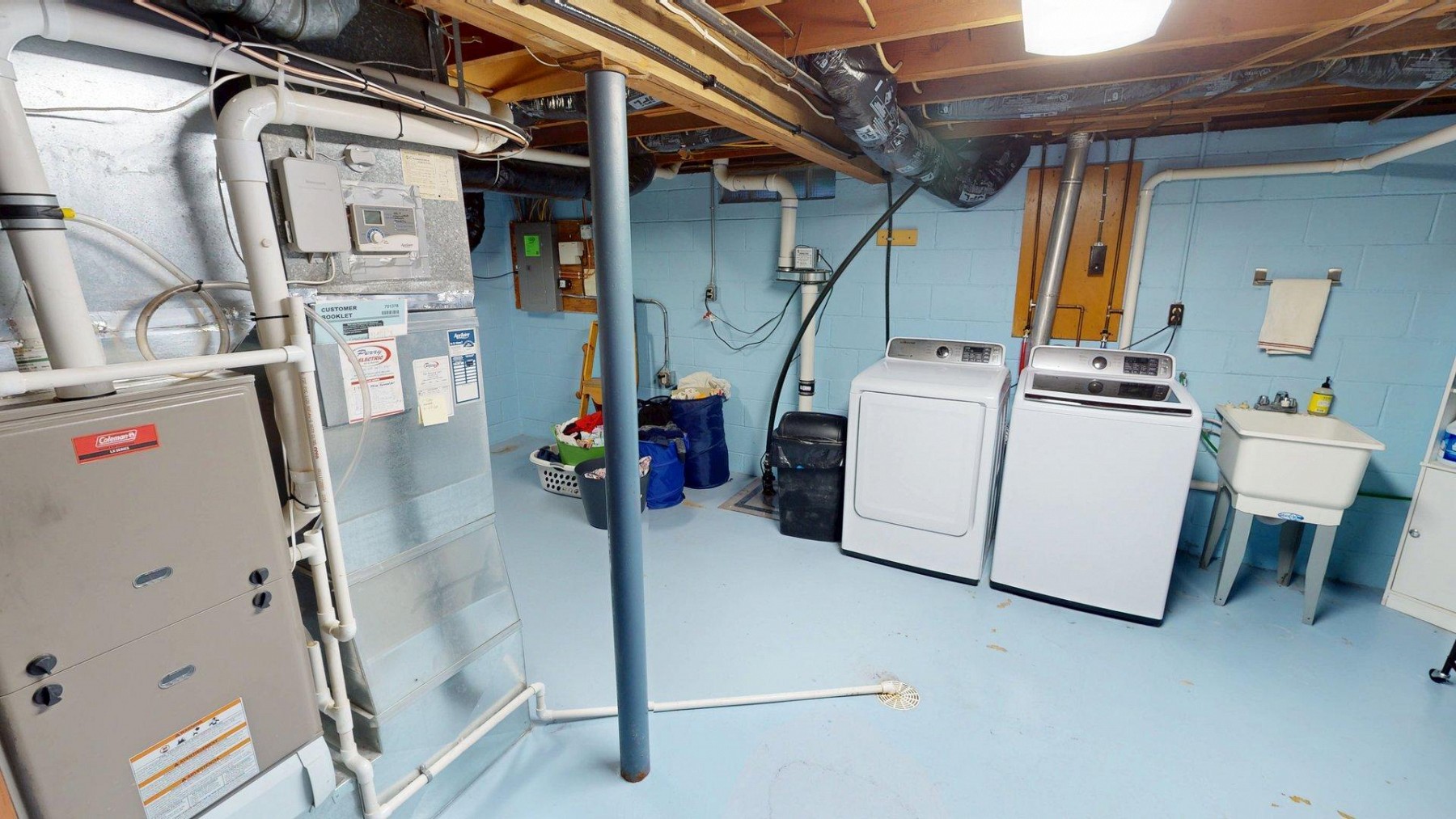 1085 Circle&nbsp;Drive, Brookings, SD 57006