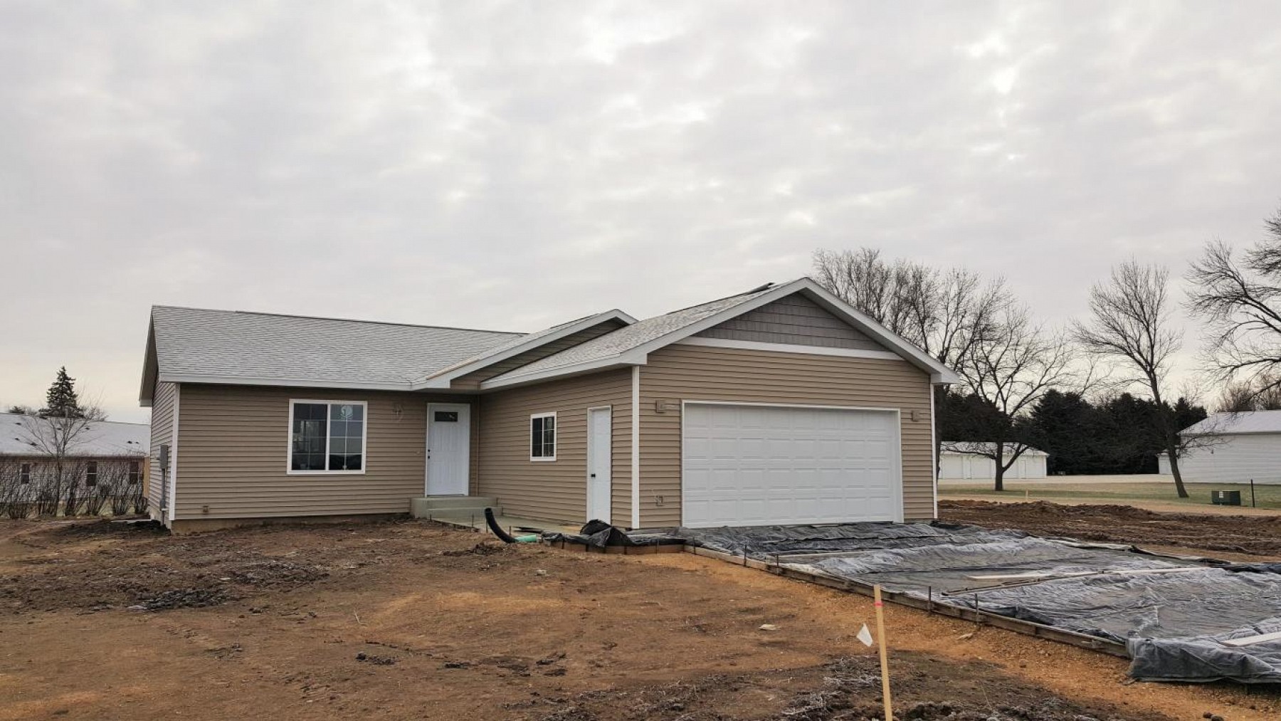 105 Vicki Avenue, Volga, SD 57071