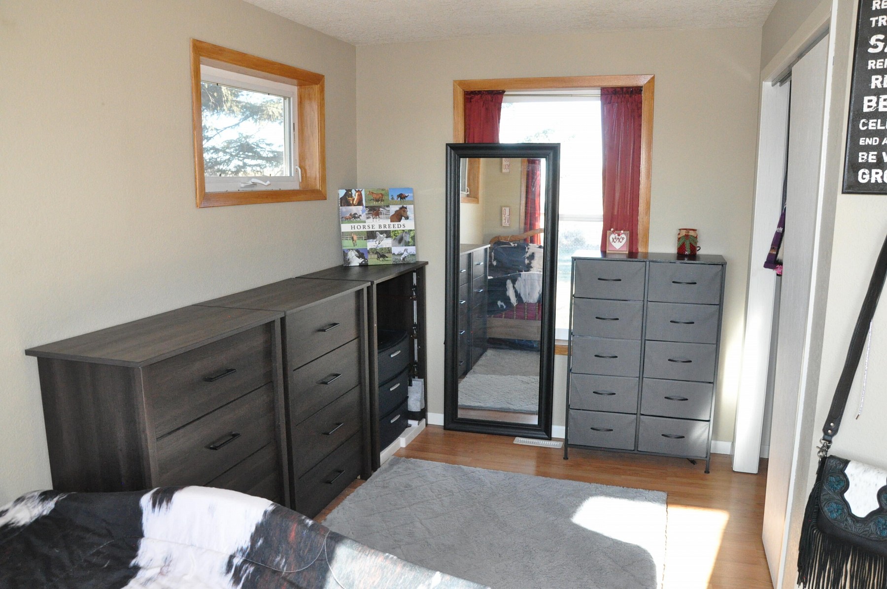 47126 206th&nbsp;Street, Brookings, SD 57006