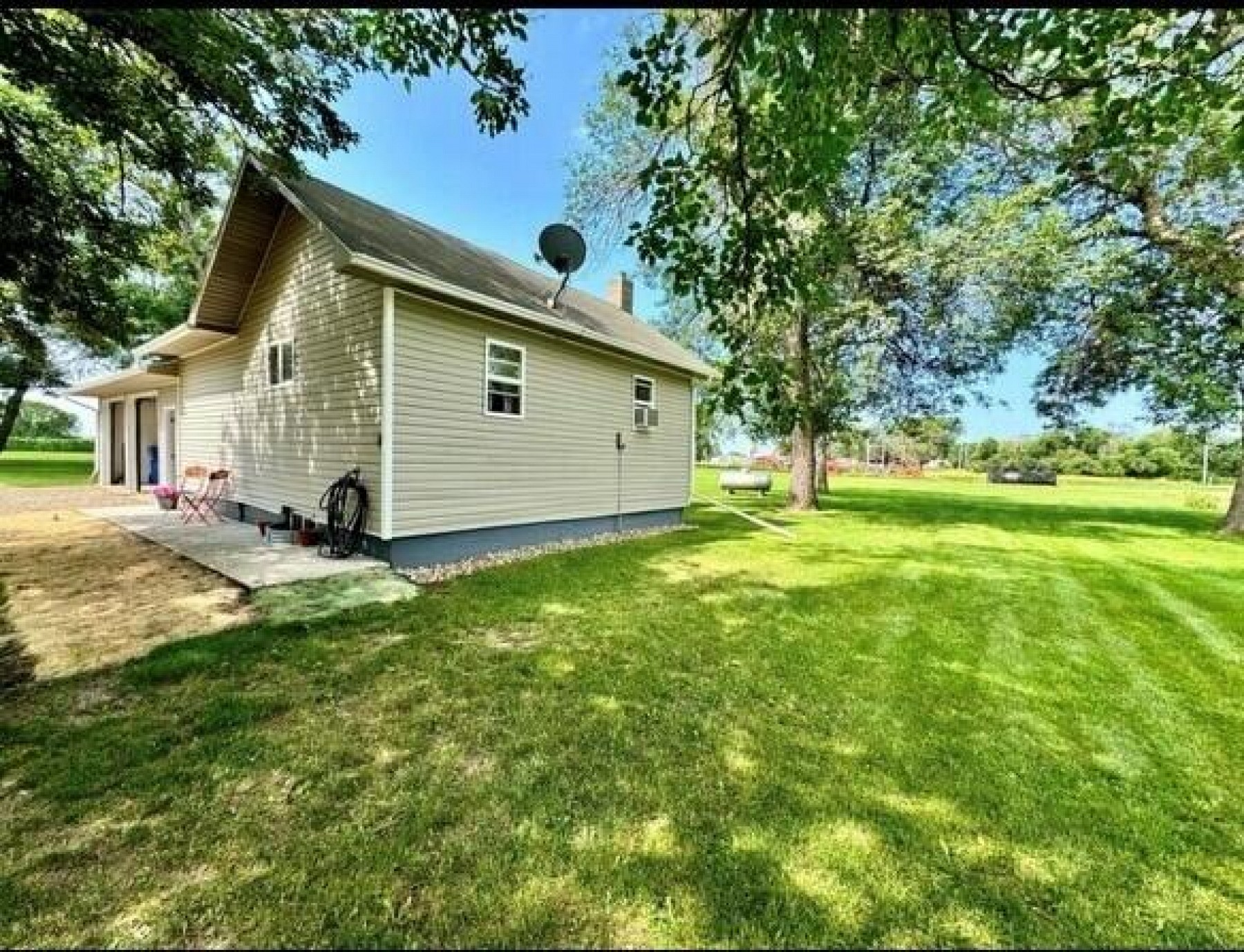 303 Lake&nbsp;Avenue&nbsp;S, Lake Preston, SD 57249