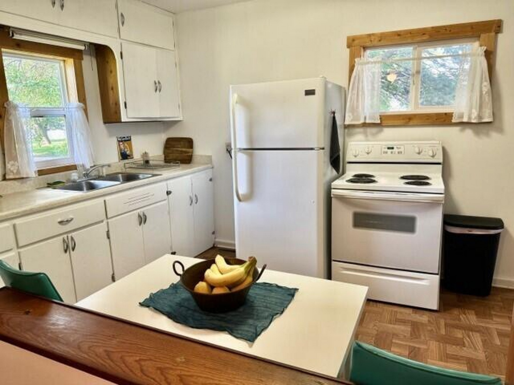 303 Lake&nbsp;Avenue&nbsp;S, Lake Preston, SD 57249