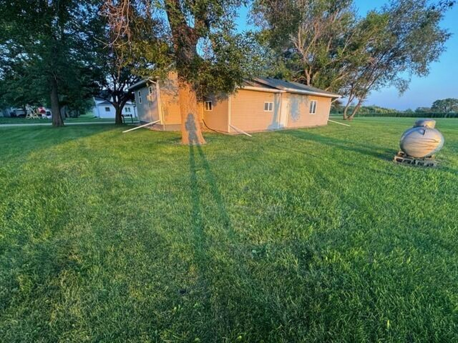 303 Lake&nbsp;Avenue&nbsp;S, Lake Preston, SD 57249