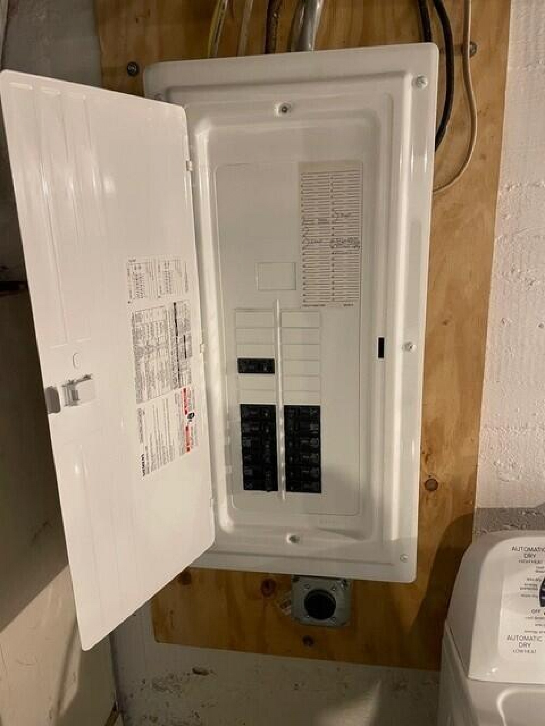 303 Lake&nbsp;Avenue&nbsp;S, Lake Preston, SD 57249