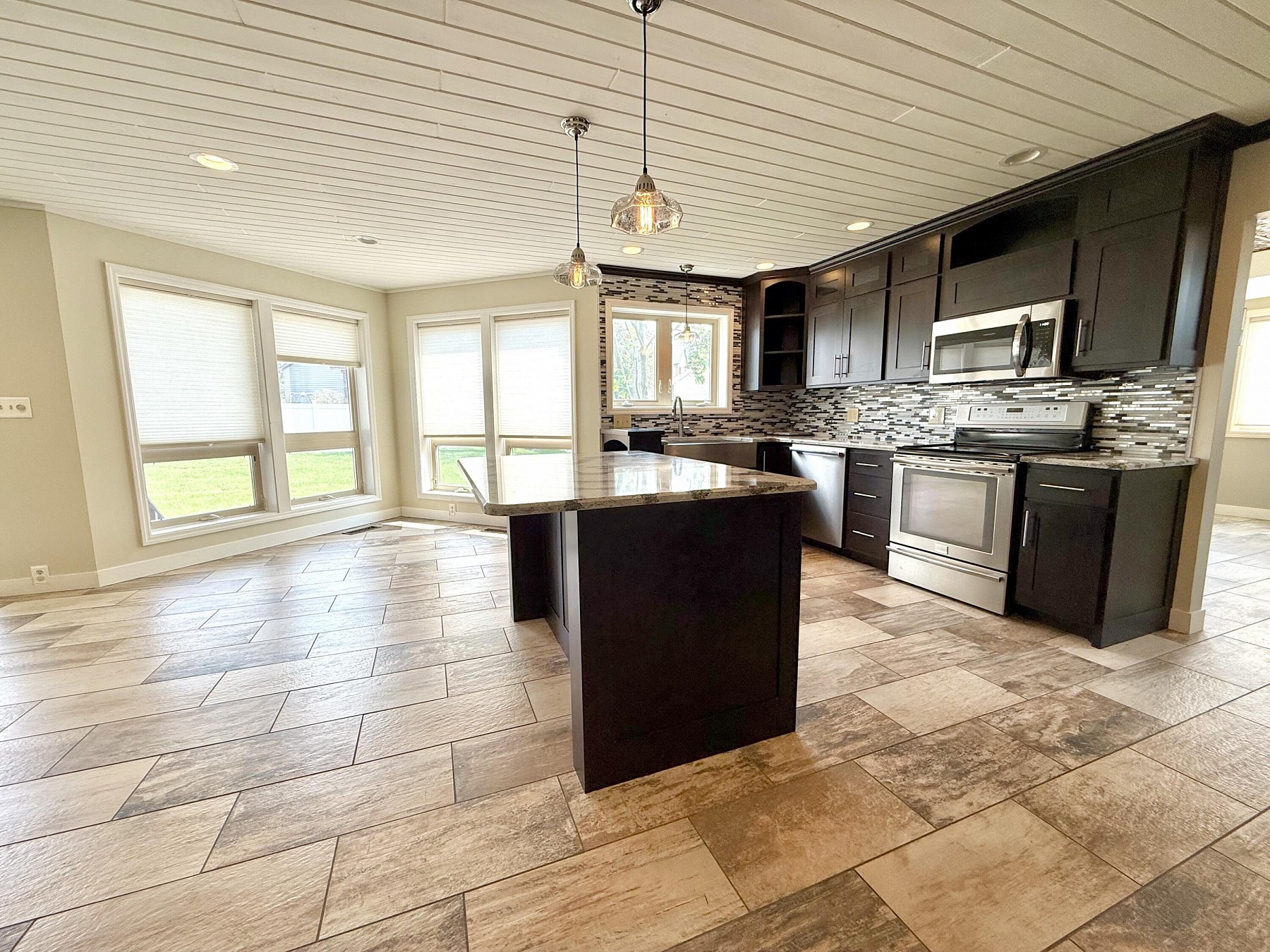 709 Park Ave&nbsp;Circle, Brookings, SD 57006