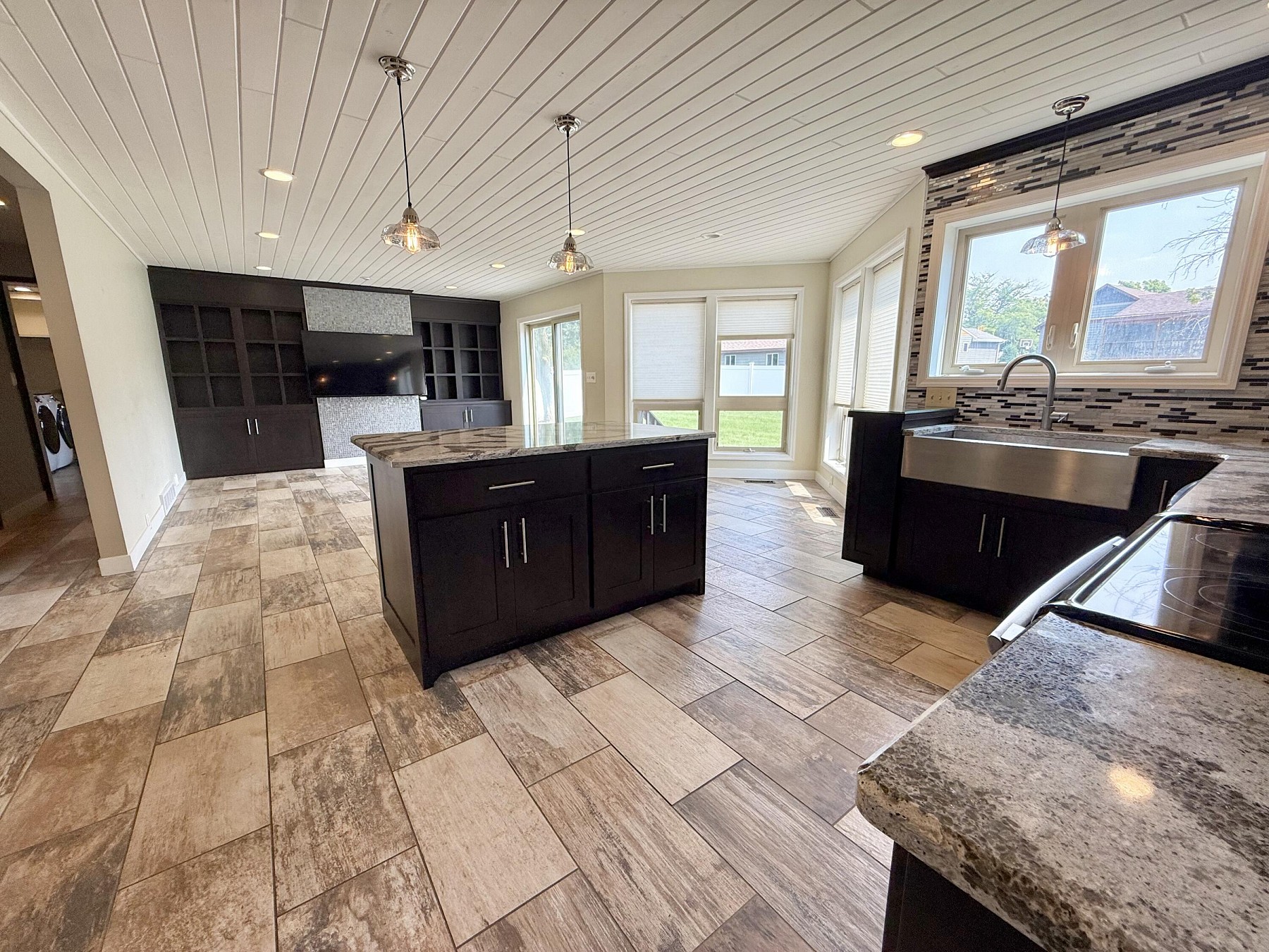 709 Park Ave&nbsp;Circle, Brookings, SD 57006