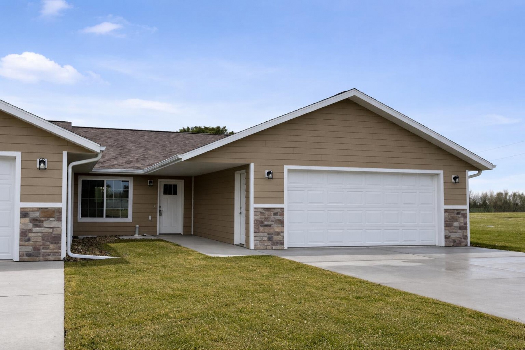 2010 Rapid Valley&nbsp;Avenue, Brookings, SD 57006