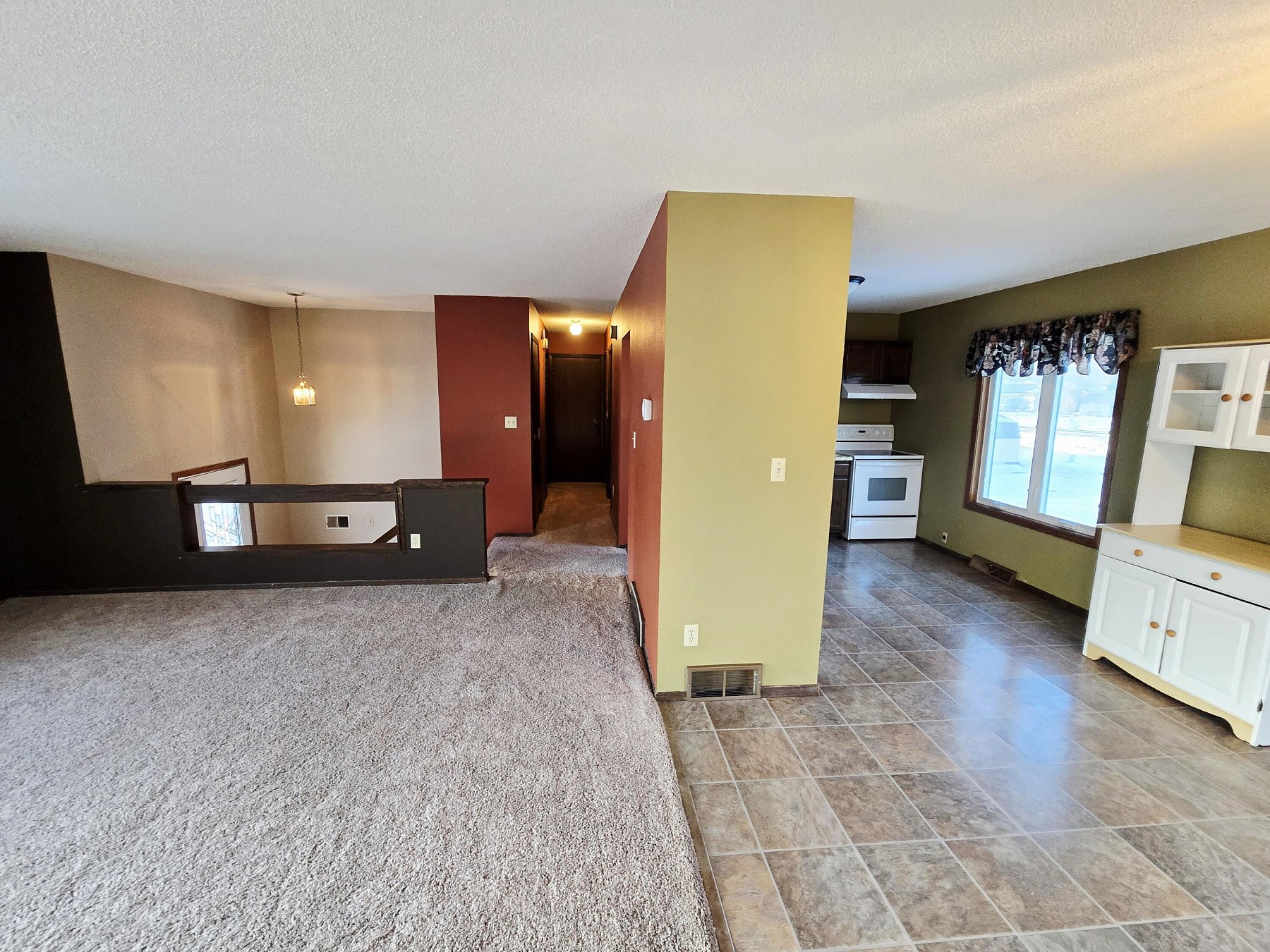 1945 Orchard&nbsp;Drive, Brookings, SD 57006