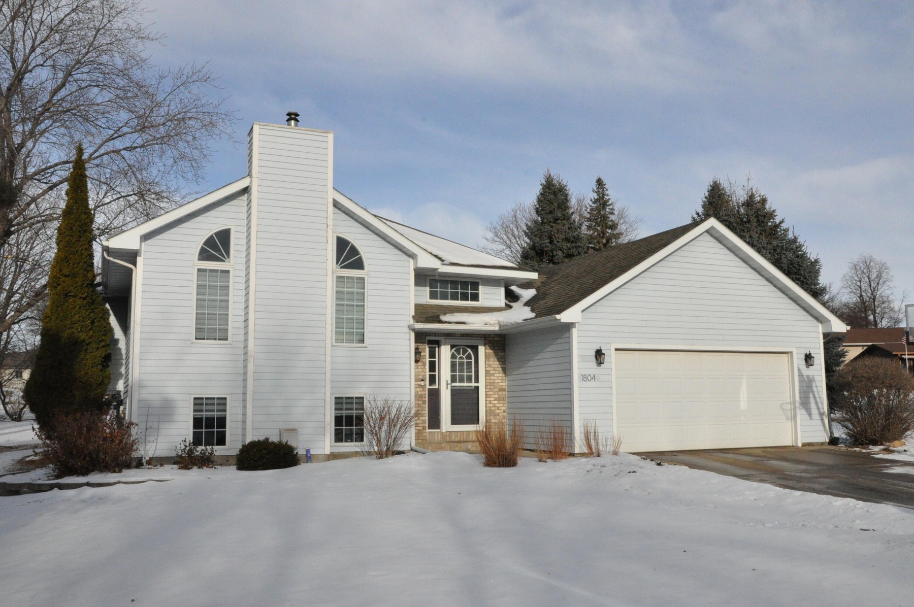 1804 Half Moon&nbsp;Road&nbsp;S, Brookings, SD 57006