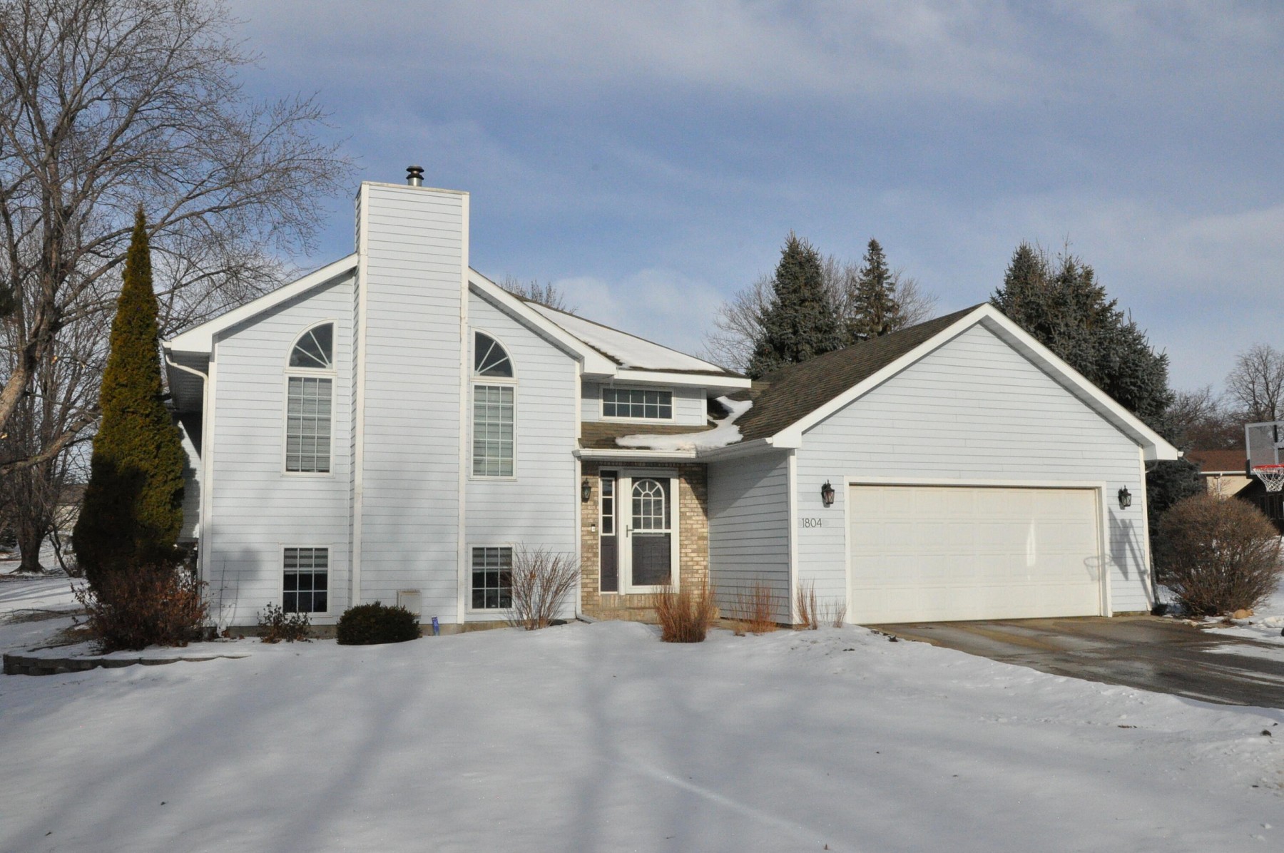 1804 Half Moon&nbsp;Road&nbsp;S, Brookings, SD 57006