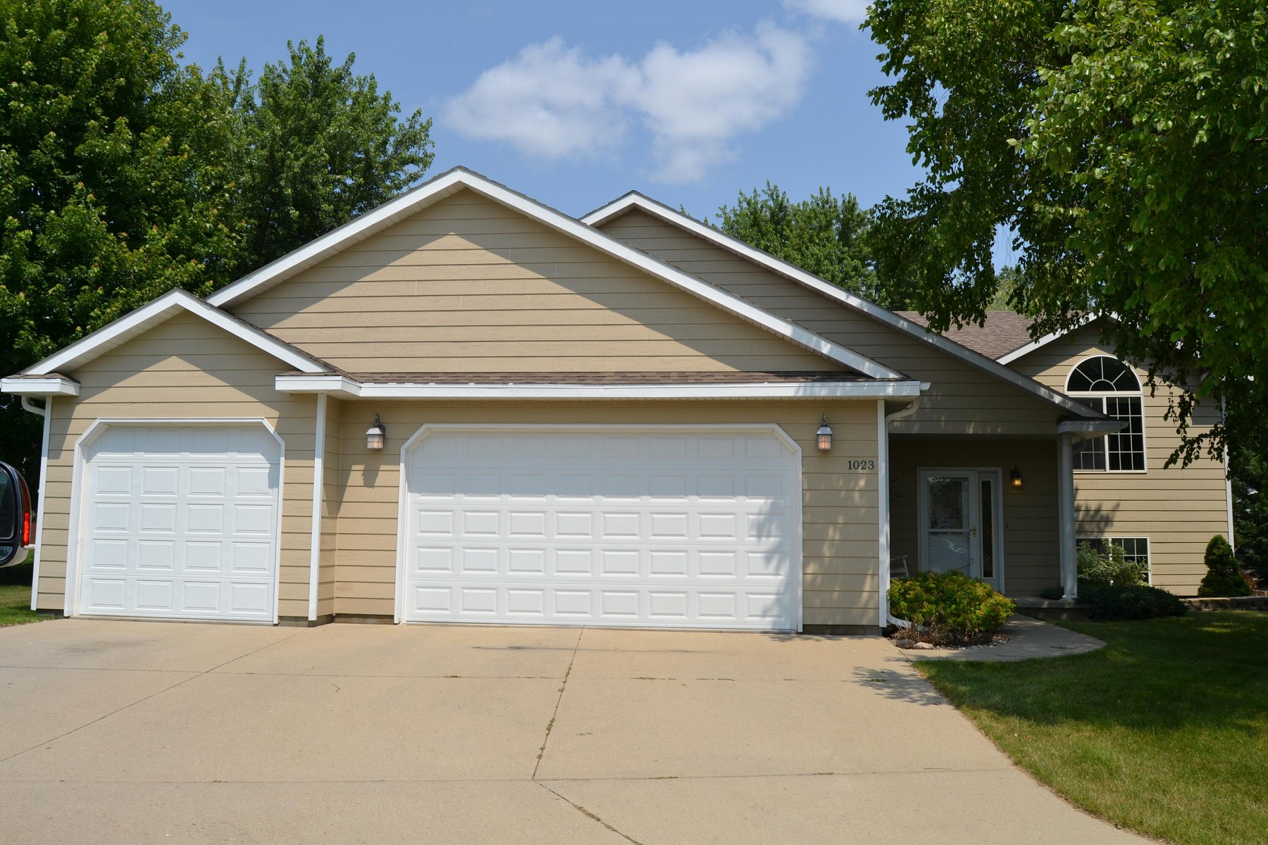 1023 16th&nbsp;Street&nbsp;S, Brookings, SD 57006