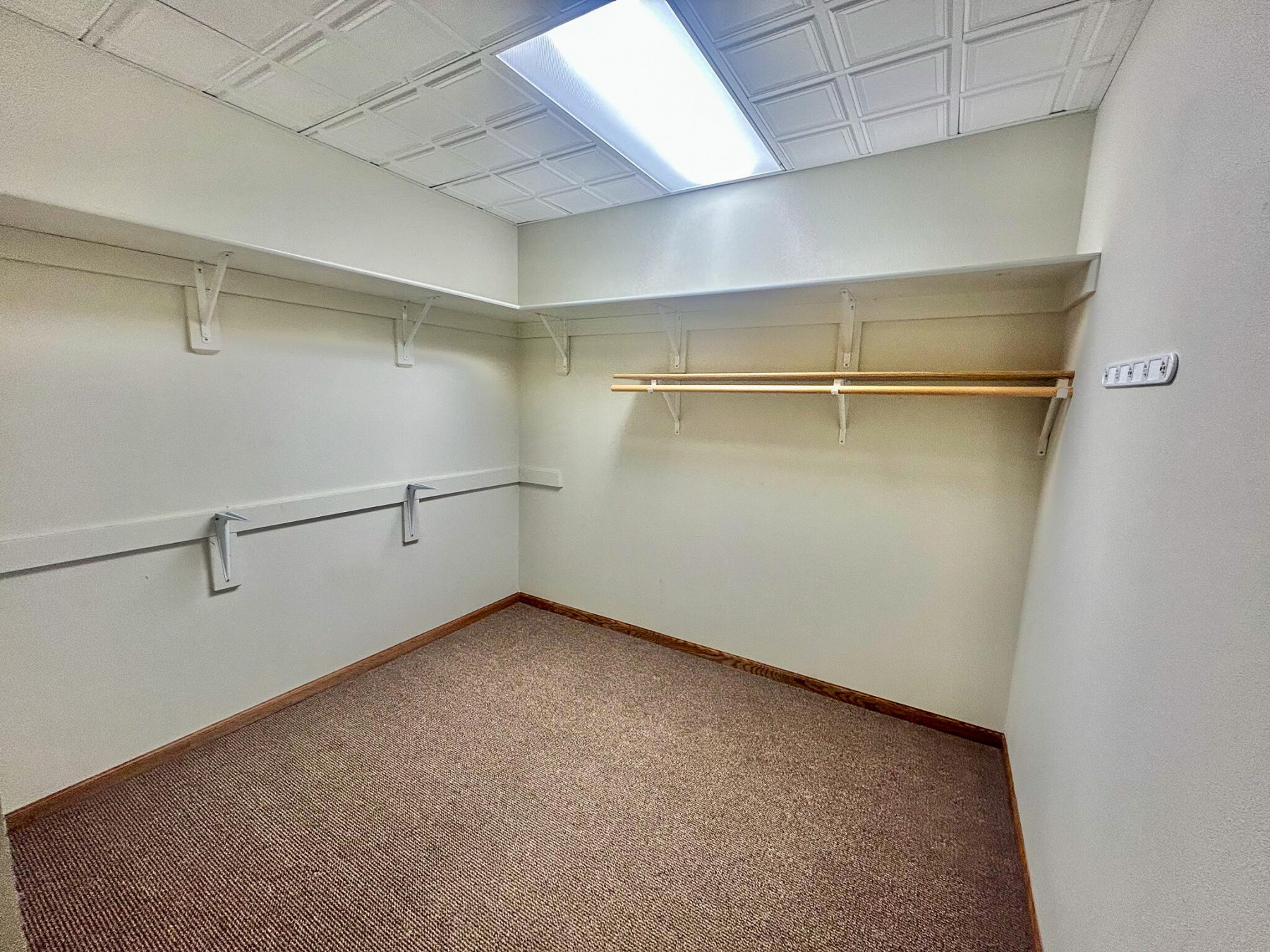 214 5th&nbsp;Avenue, Brookings, SD 57006