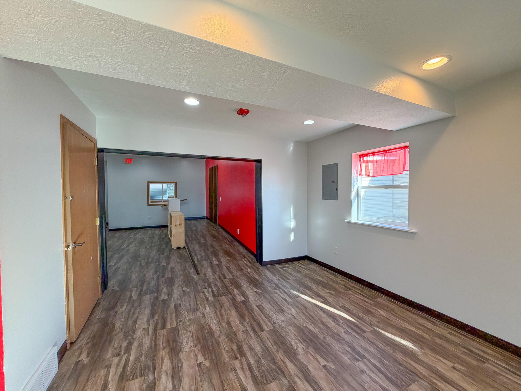 215/217 Main St, Arlington, SD 57212