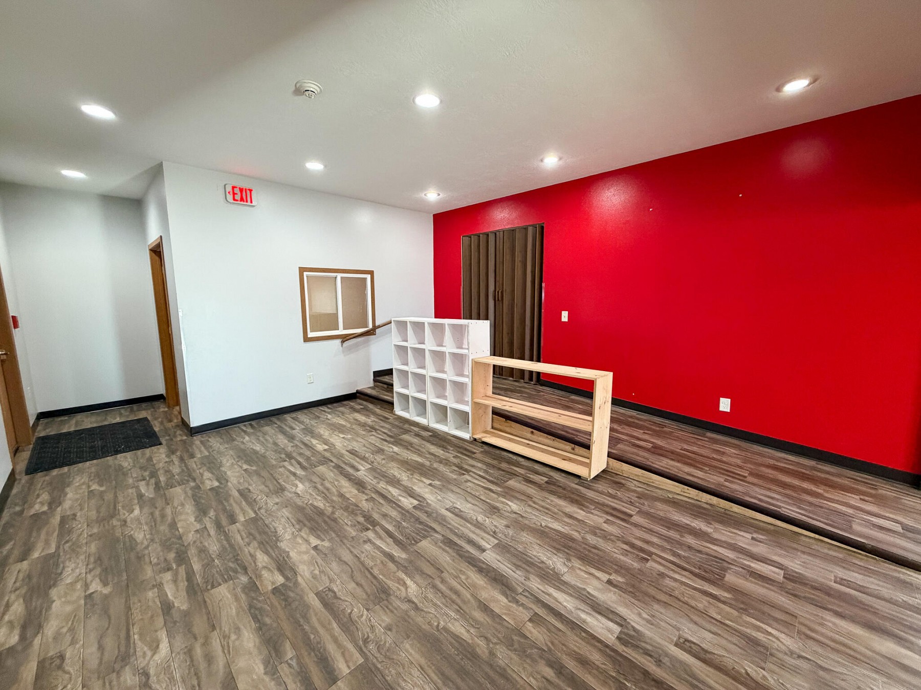 215/217 Main St, Arlington, SD 57212