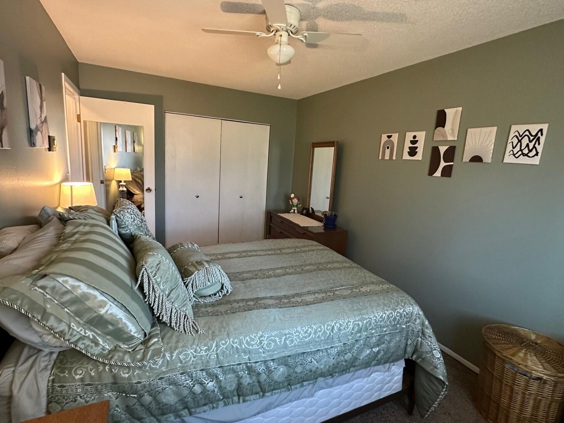 1537 Orchard&nbsp;Drive, Brookings, SD 57006