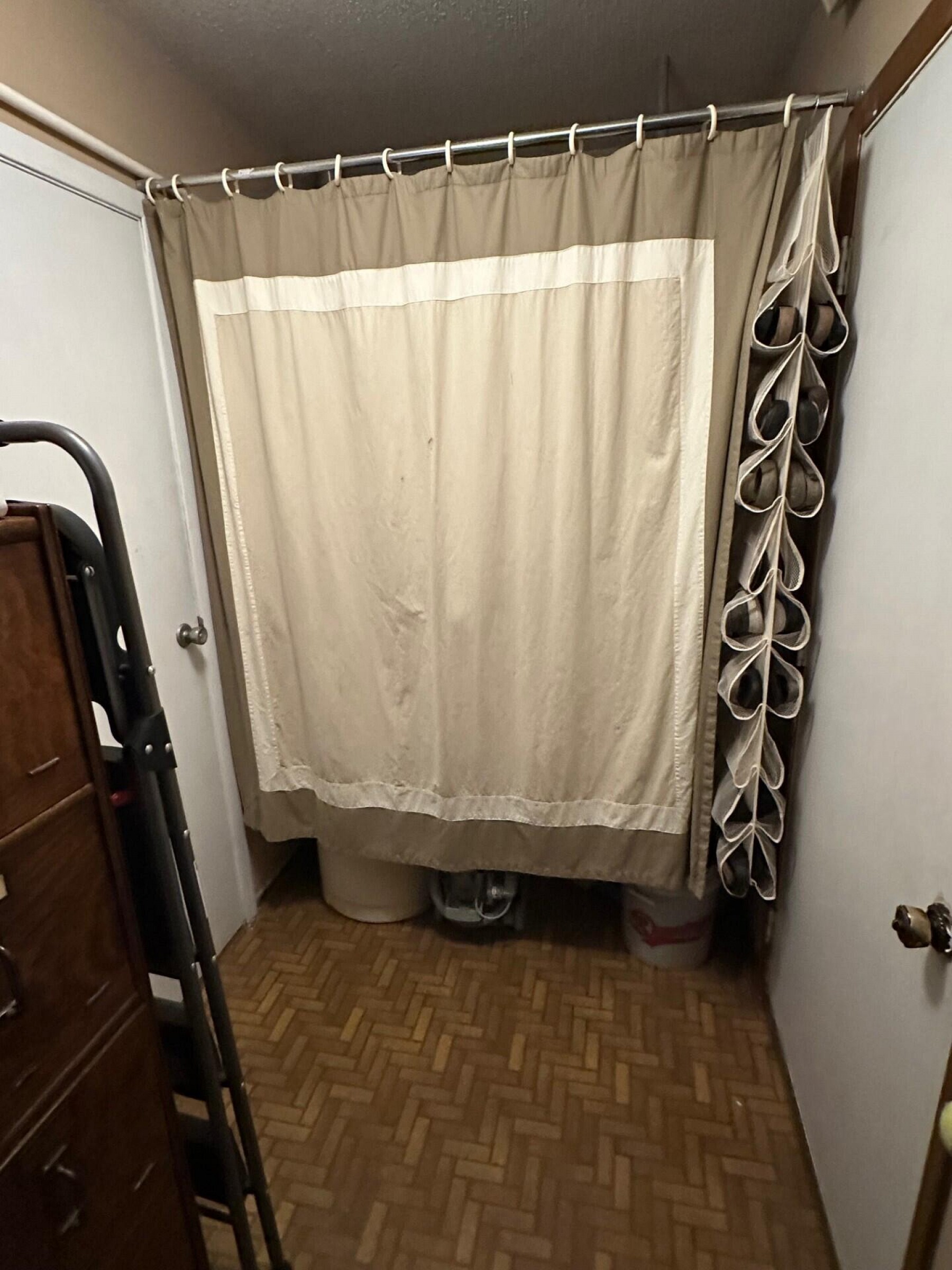 1537 Orchard&nbsp;Drive, Brookings, SD 57006