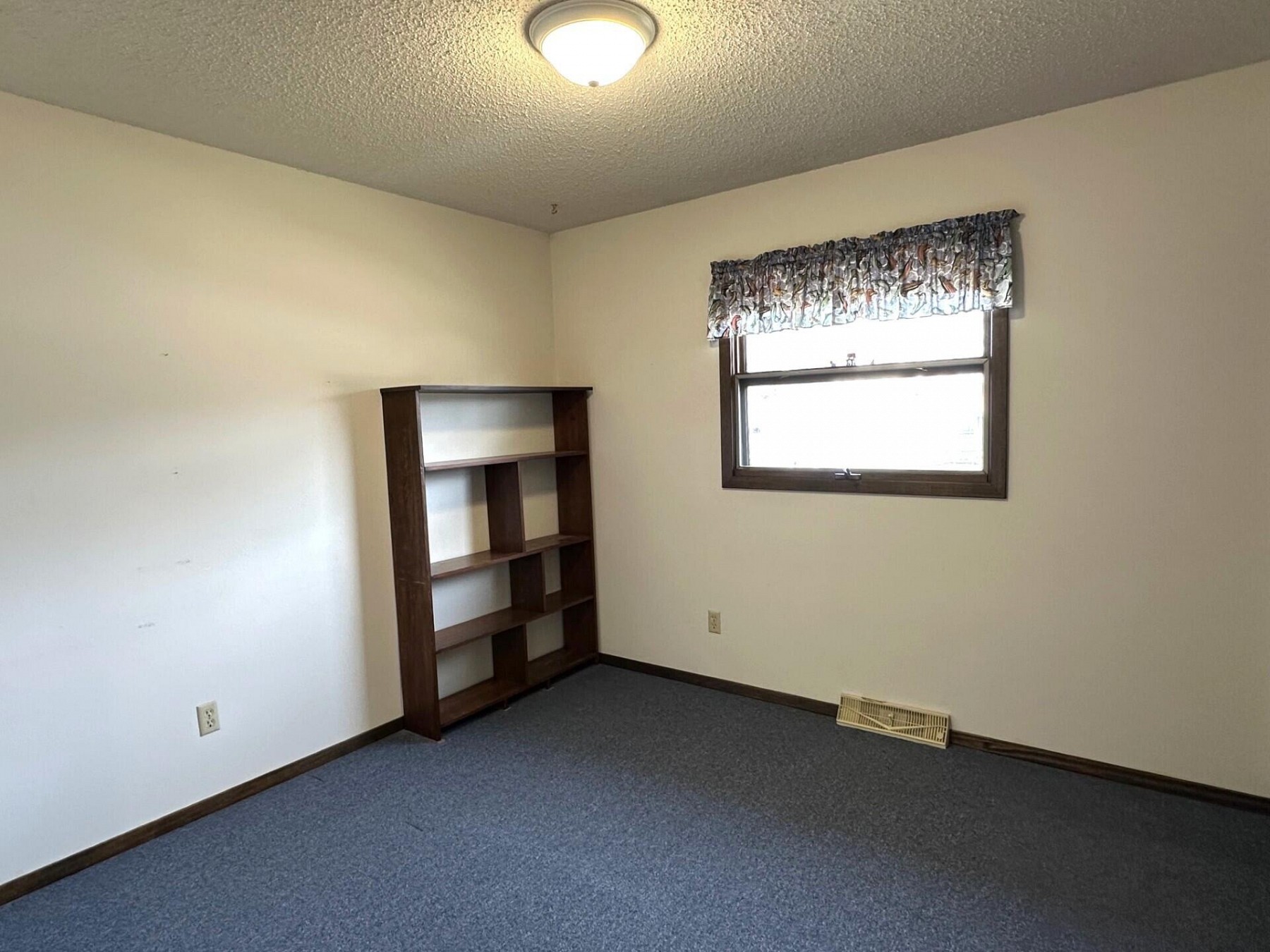 109 6th&nbsp;Street, Arlington, SD 57212