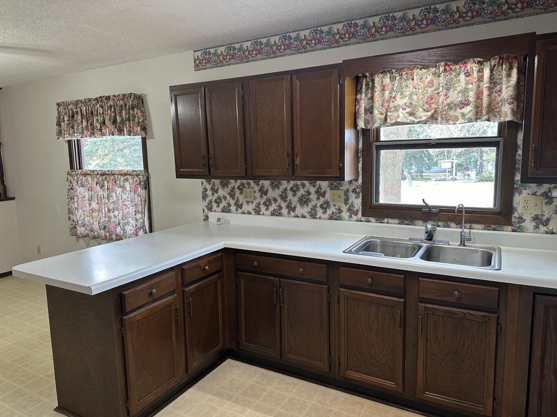 109 6th&nbsp;Street, Arlington, SD 57212