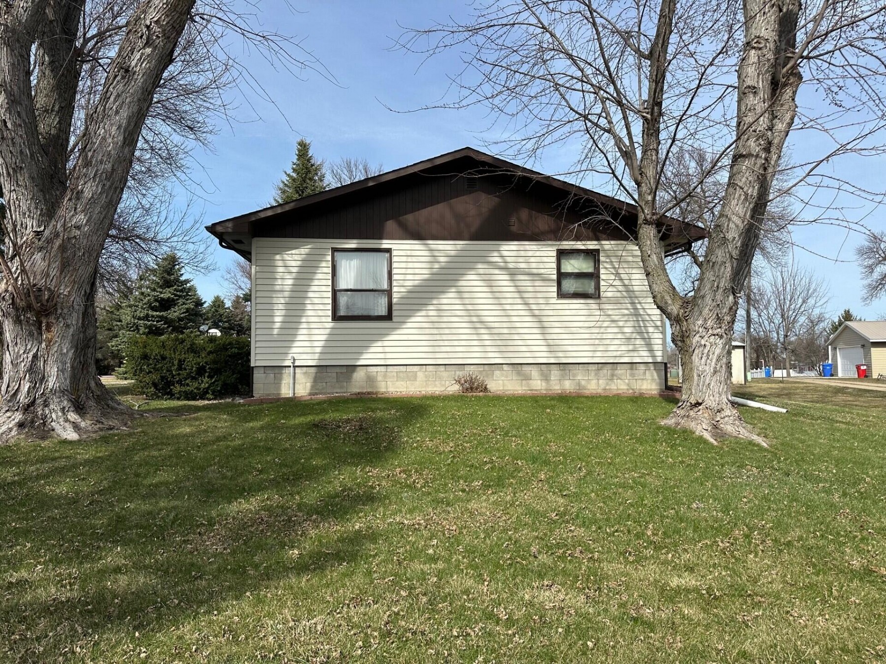 109 6th&nbsp;Street, Arlington, SD 57212