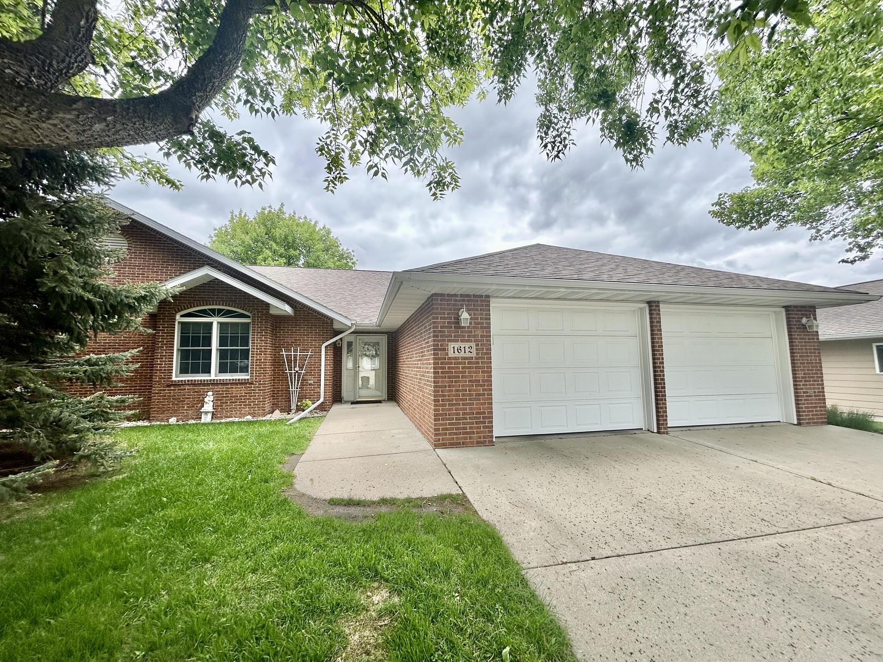 1612 Cypress Point&nbsp;Circle, Brookings, SD 57006