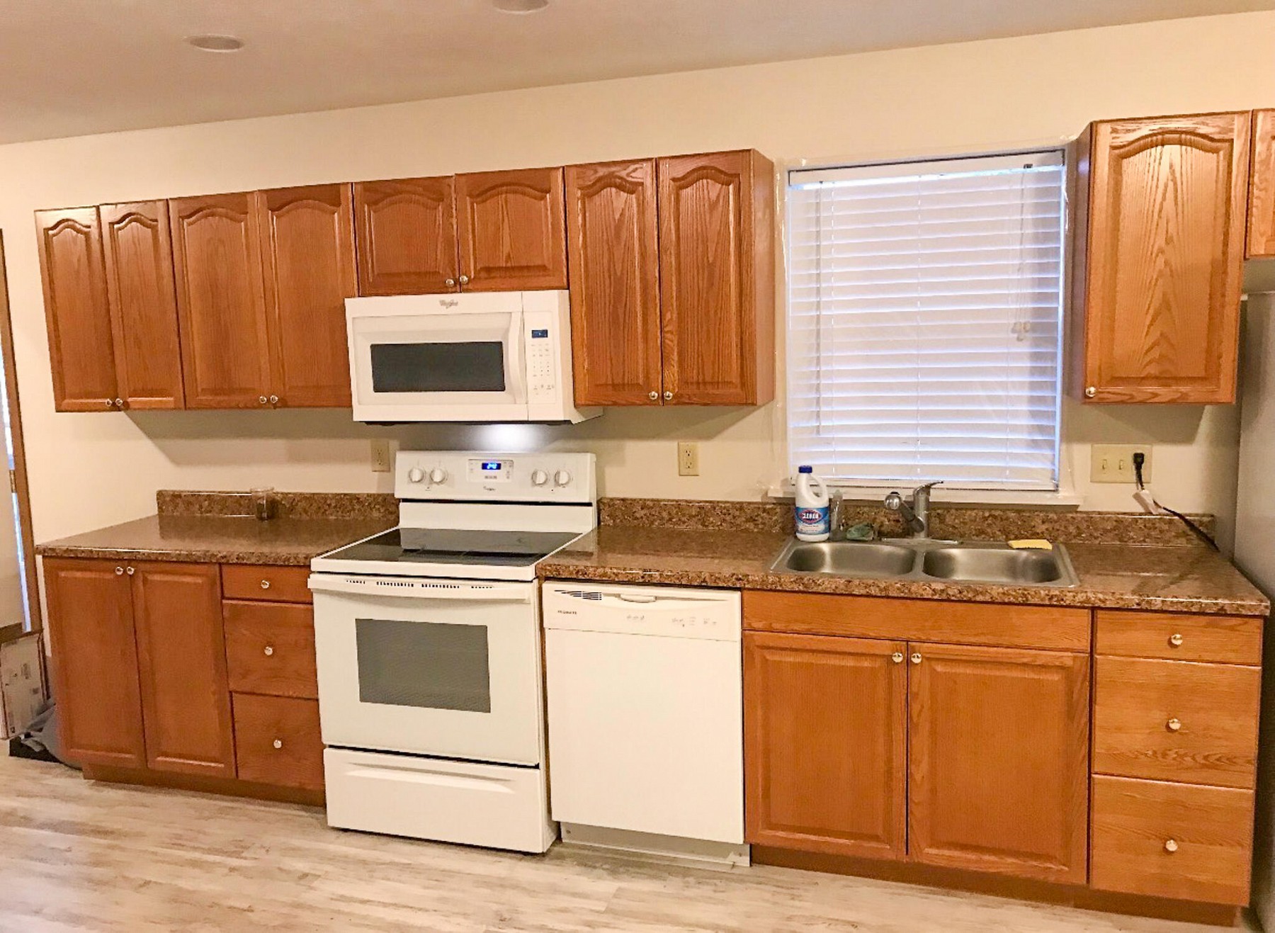 215/217 Main&nbsp;Street&nbsp;S, Arlington, SD 57212