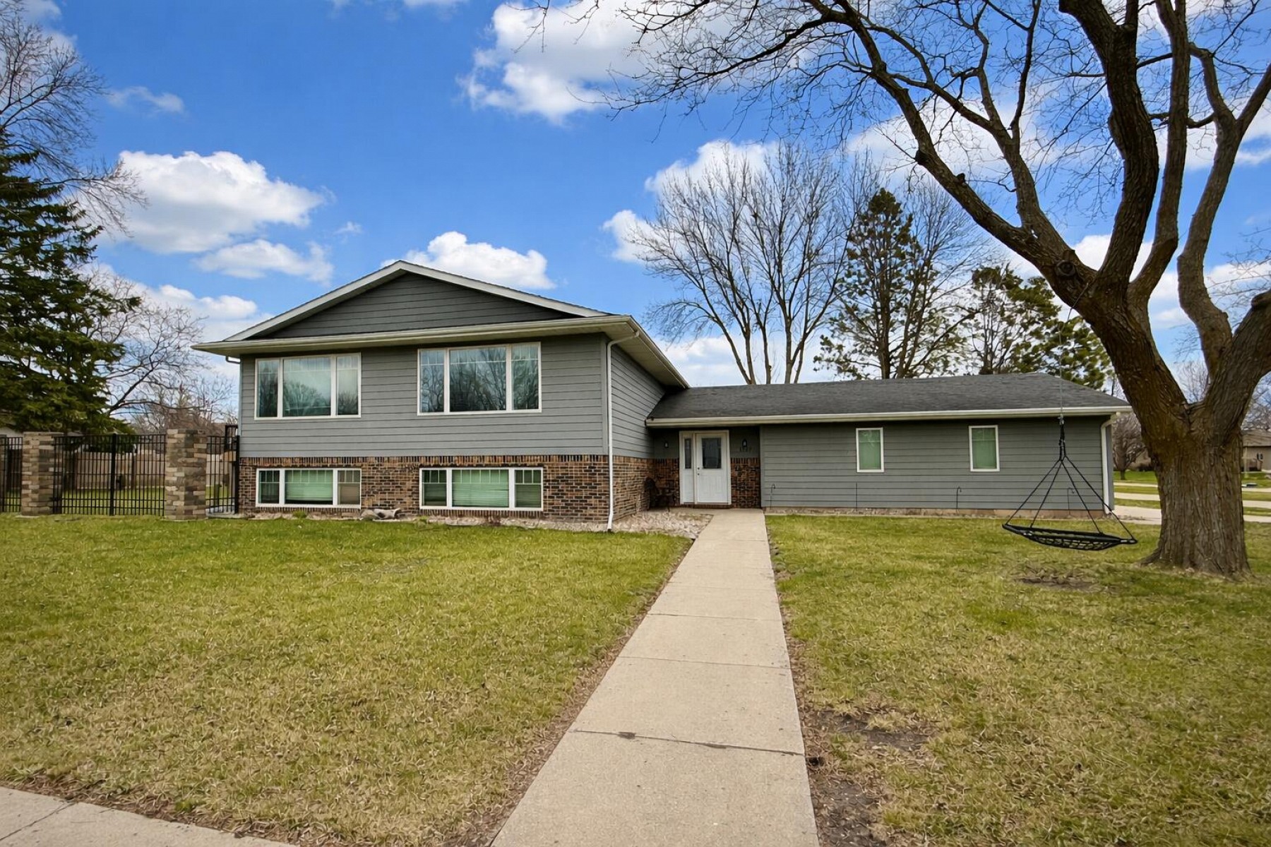 1519 Sequoia&nbsp;Court, Brookings, SD 57006