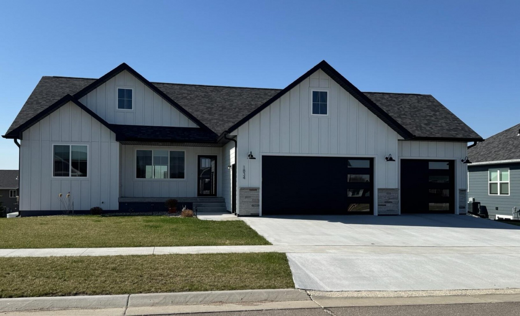 1834 Briarwood&nbsp;Circle, Brookings, SD 57006
