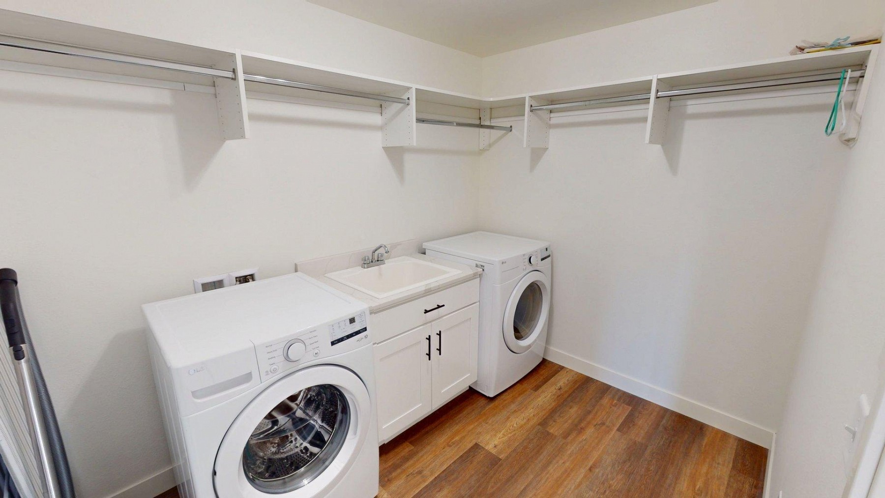 1834 Briarwood&nbsp;Circle, Brookings, SD 57006