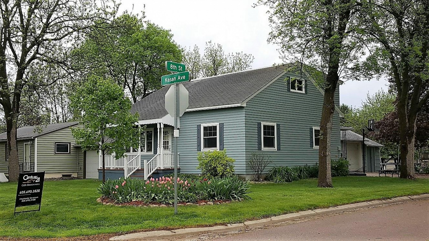 722 Kasan Avenue, Volga, SD 57071