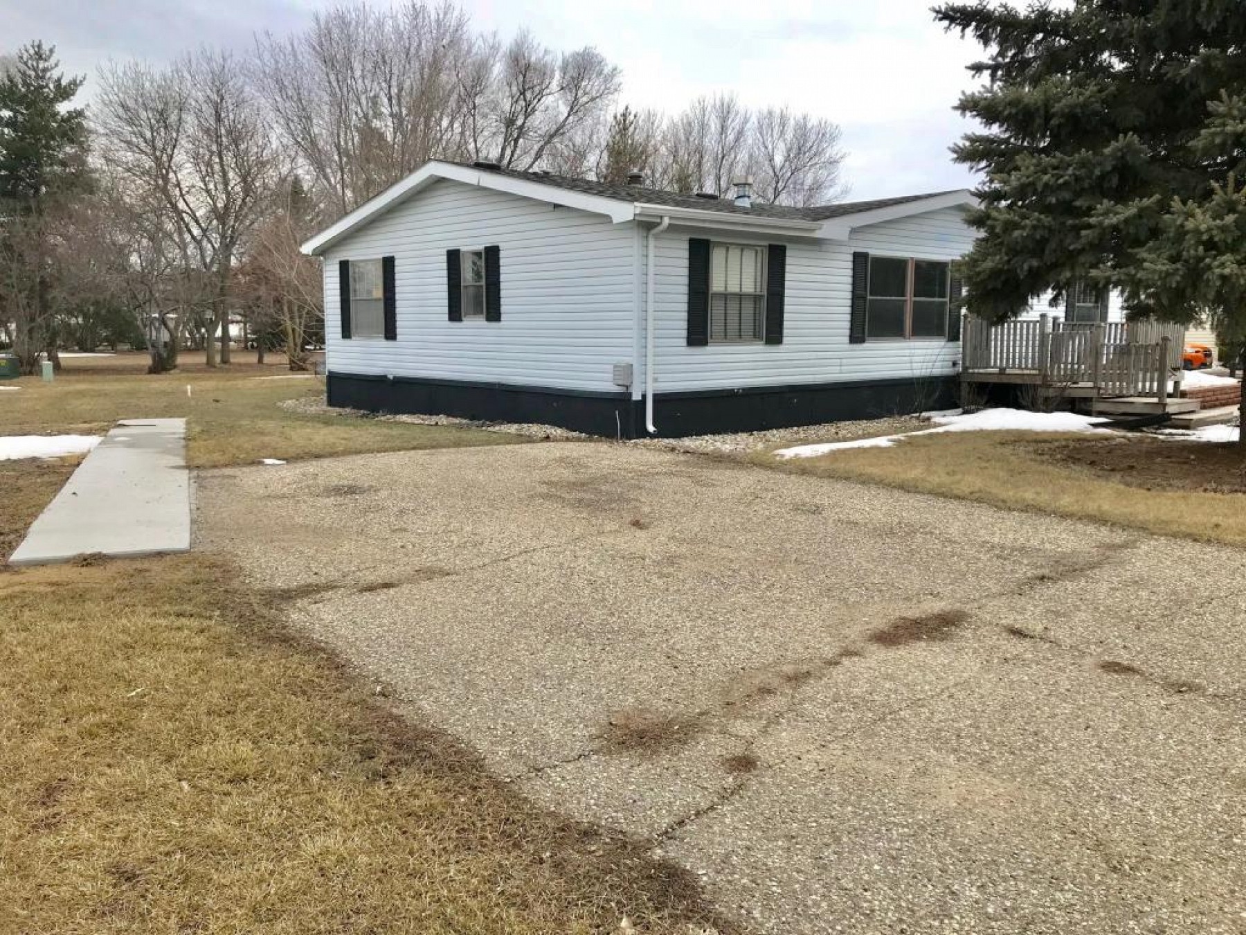 510 Wye Mesa, Brookings, SD 57006