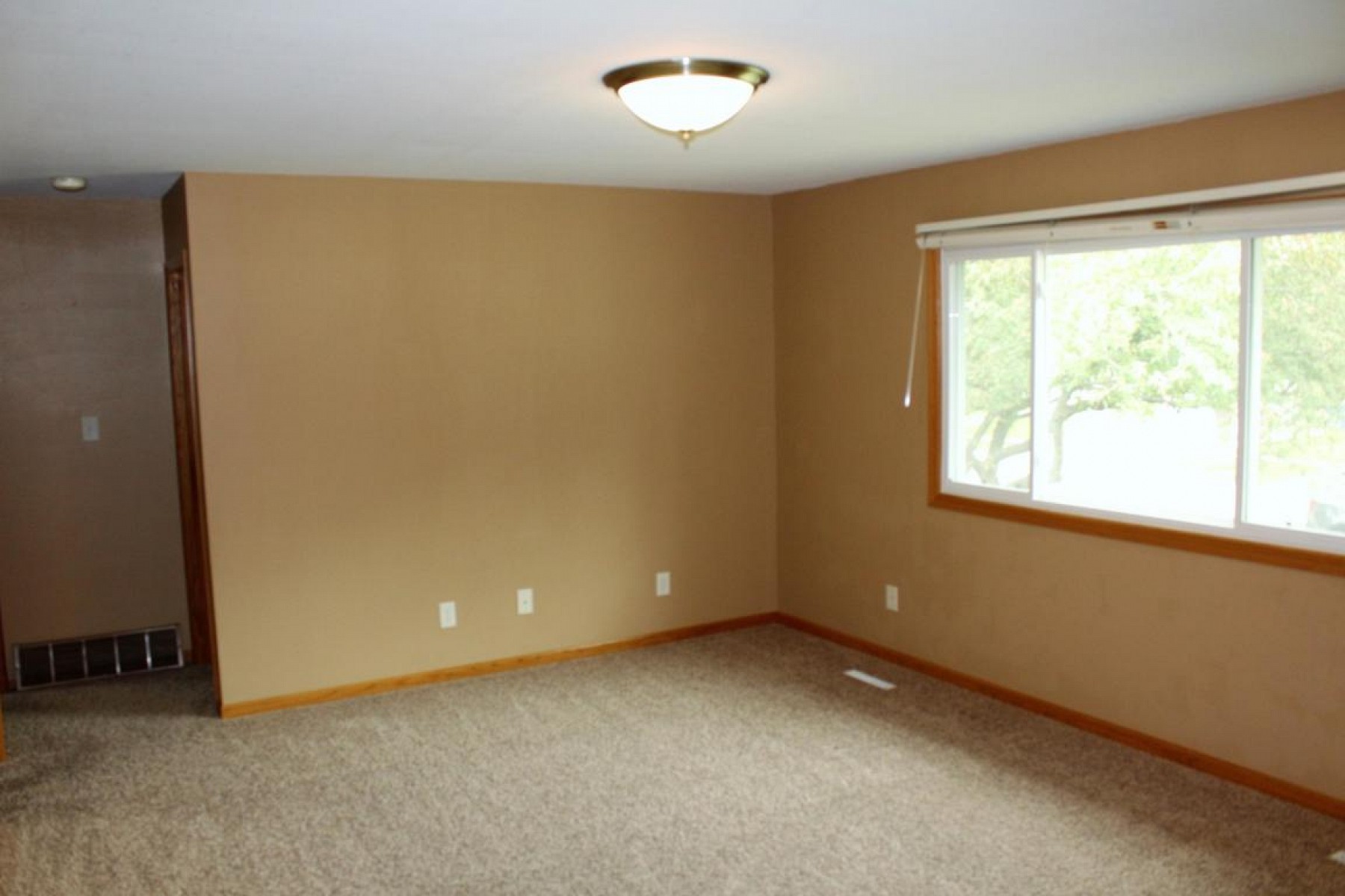 1416 King Arthur Court, Brookings, SD 57006