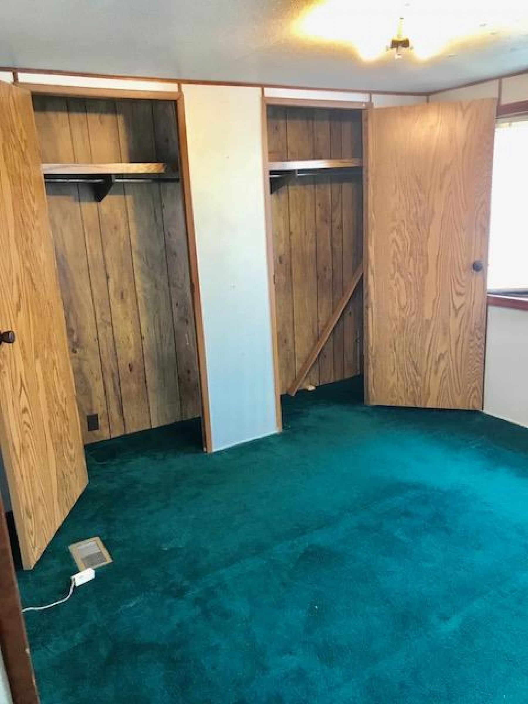 408 3rd Ave S, Brookings, SD 57006