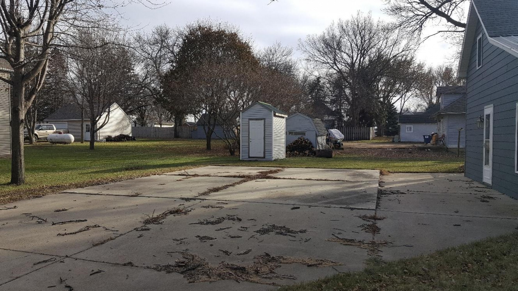 202 Hooker Avenue, White, SD 57276