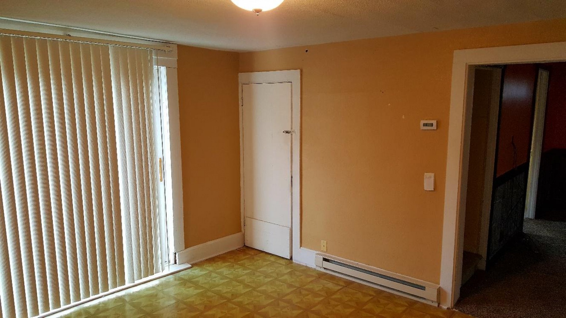 202 Hooker Avenue, White, SD 57276