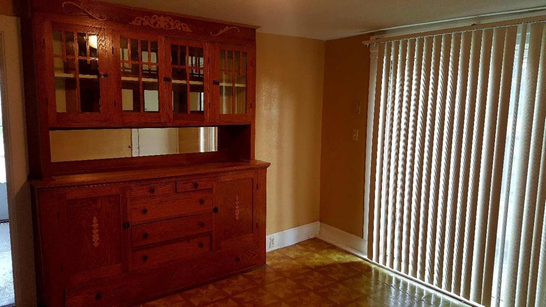 202 Hooker Avenue, White, SD 57276