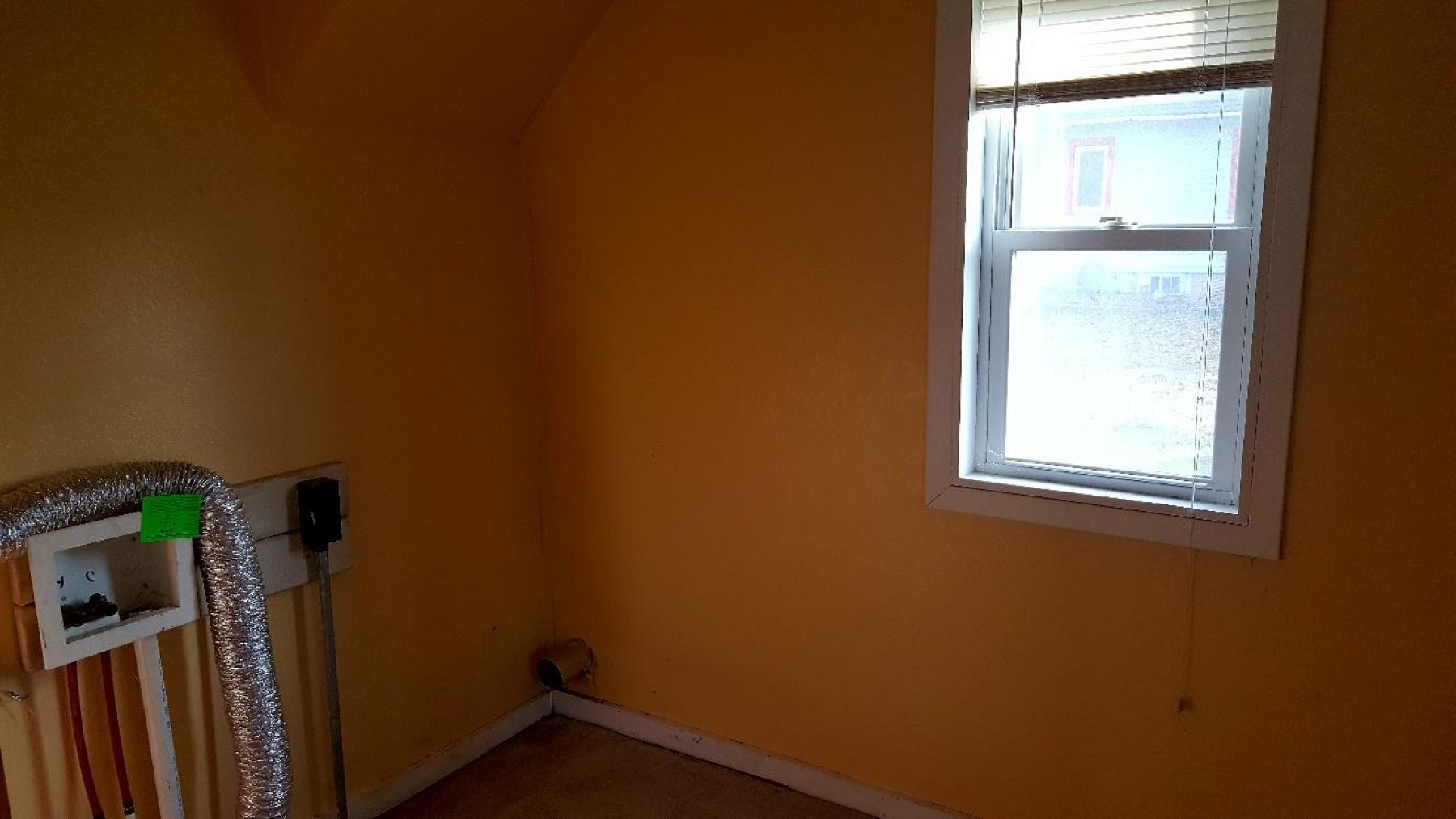 202 Hooker Avenue, White, SD 57276