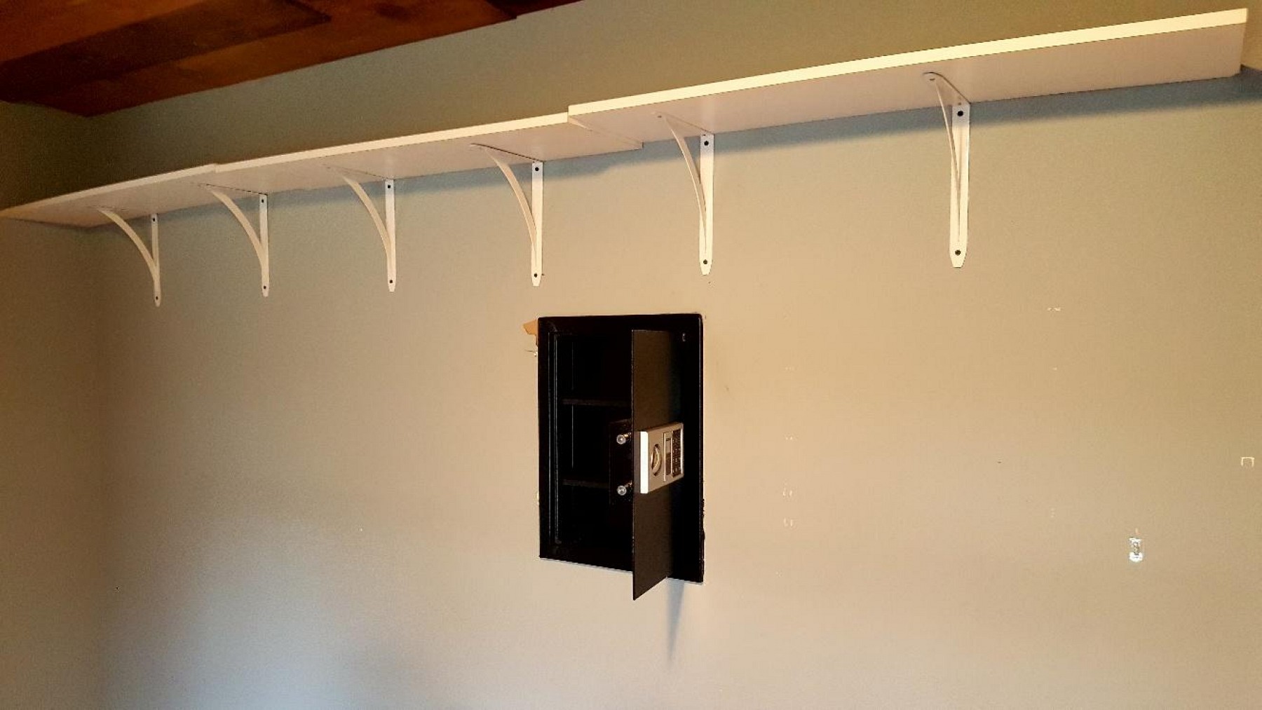 202 Hooker Avenue, White, SD 57276