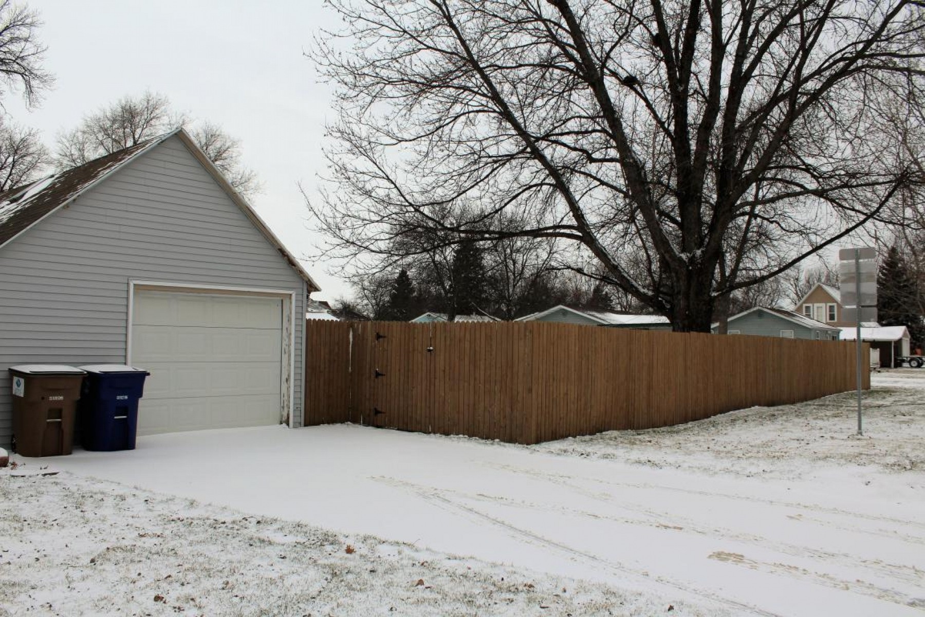 403 Hansina Avenue, Volga, SD 57071