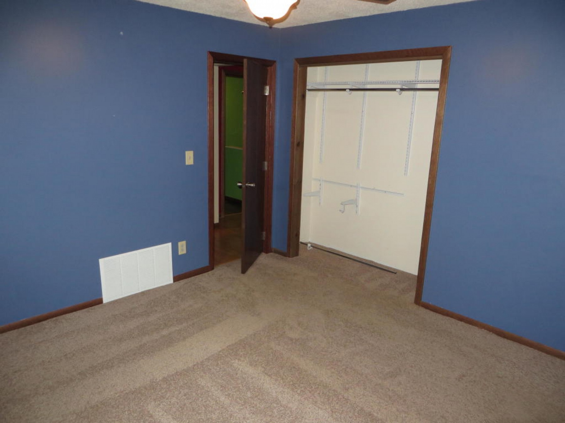 403 Hansina Avenue, Volga, SD 57071