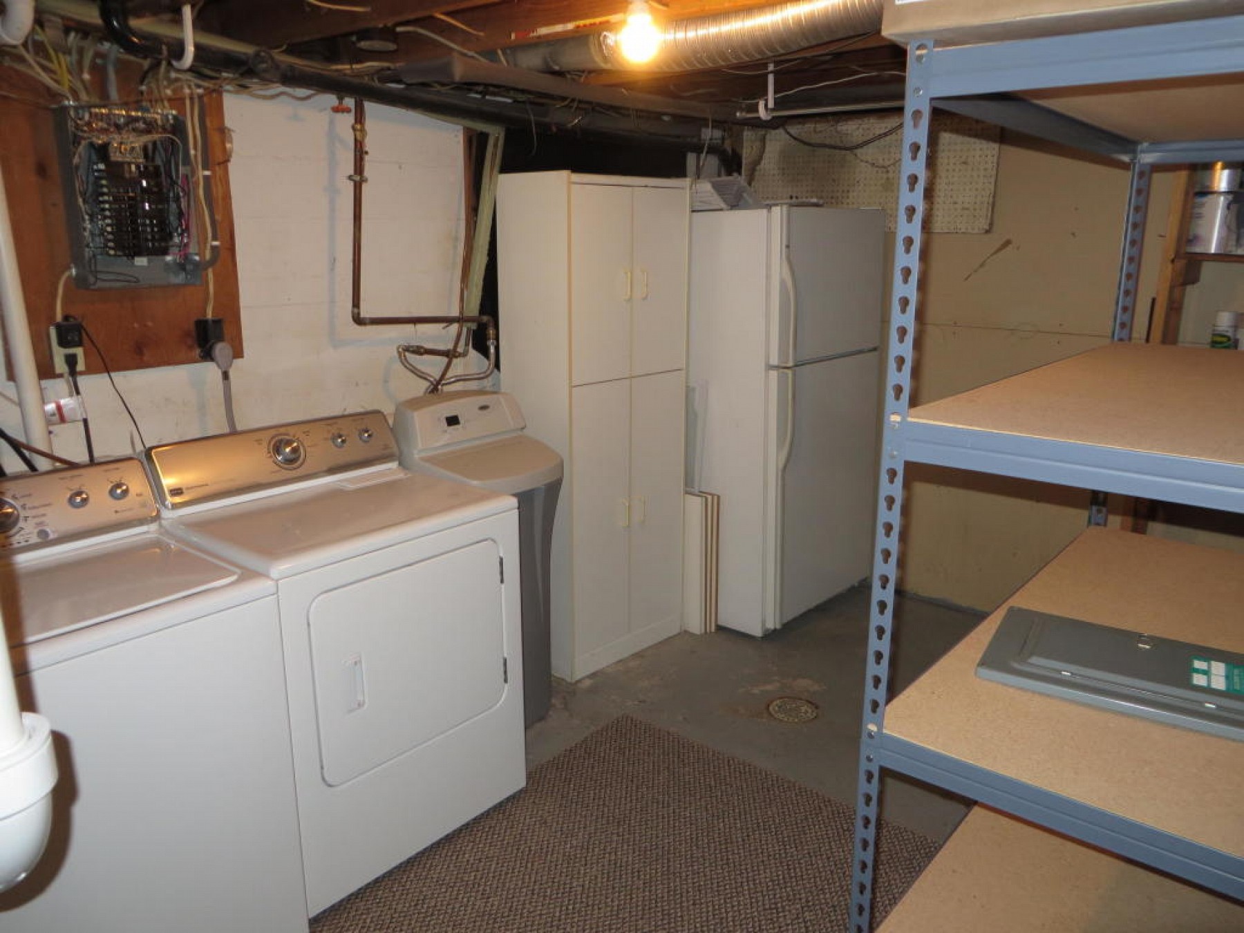 403 Hansina Avenue, Volga, SD 57071