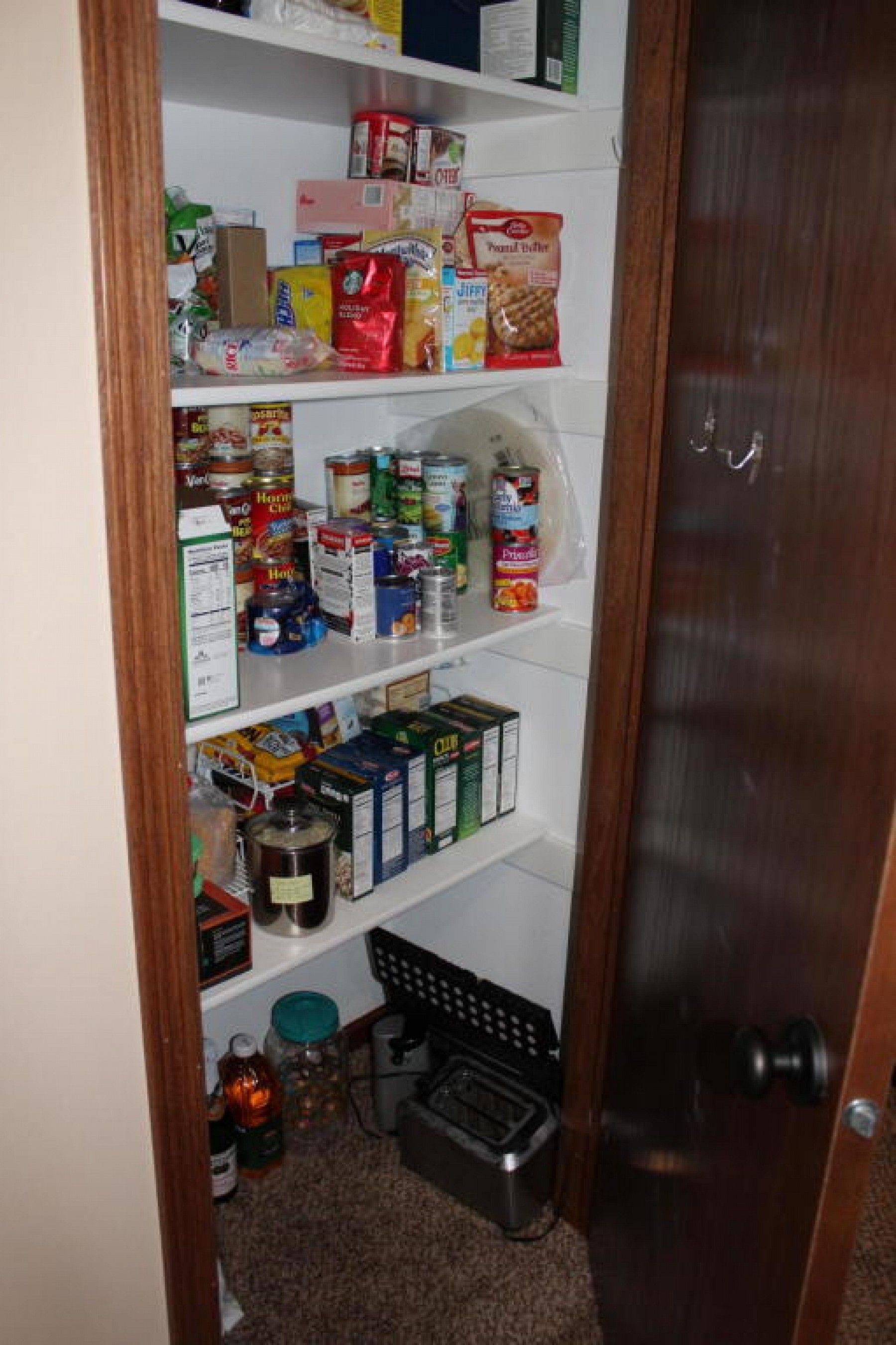 101 Edman Avenue, Volga, SD 57071