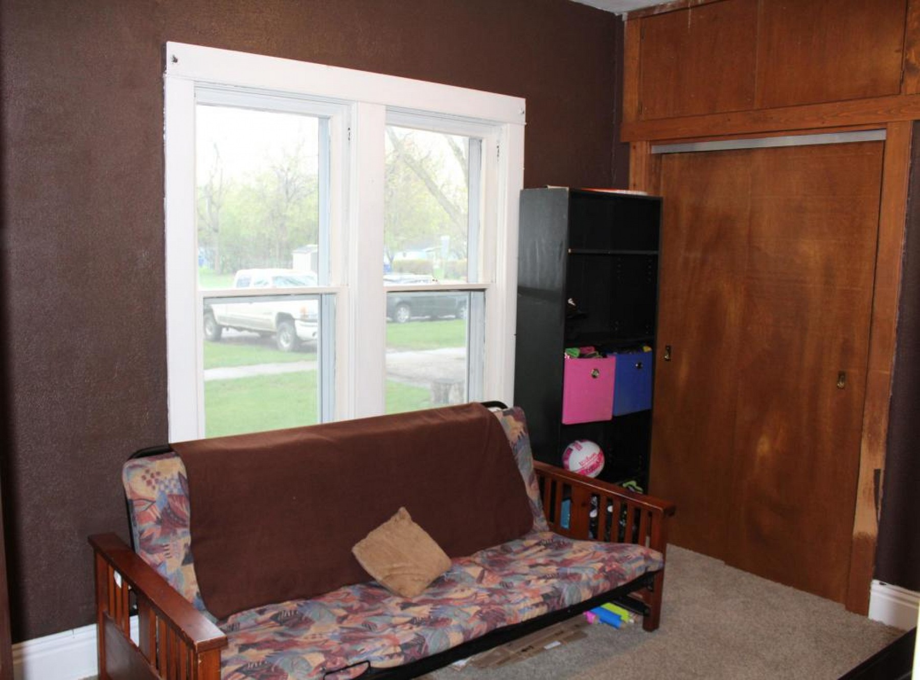 225 Hansina Avenue, Volga, SD 57071