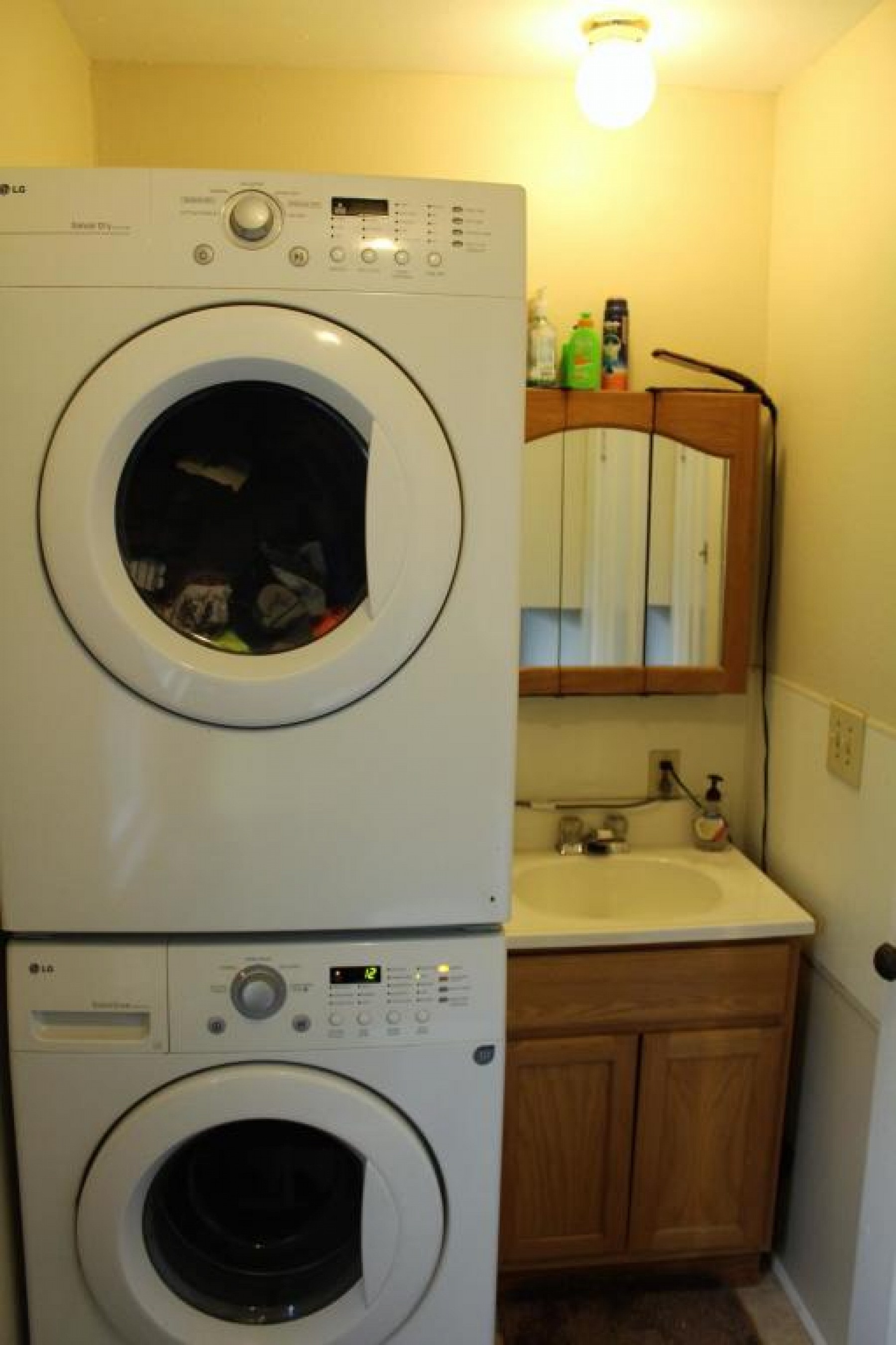 225 Hansina Avenue, Volga, SD 57071