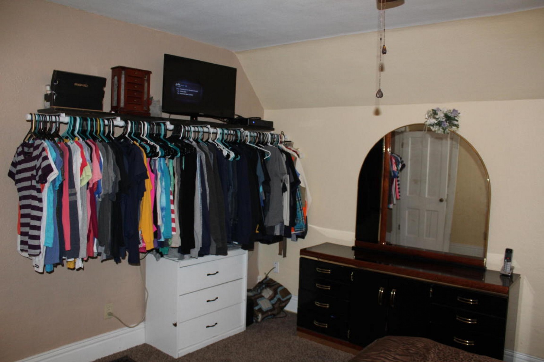 225 Hansina Avenue, Volga, SD 57071