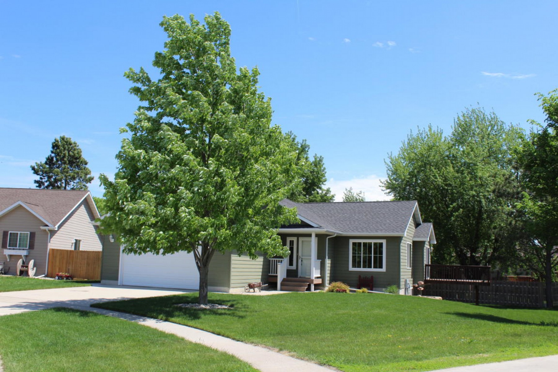 925 Western Avenue S, Brookings, SD 57006